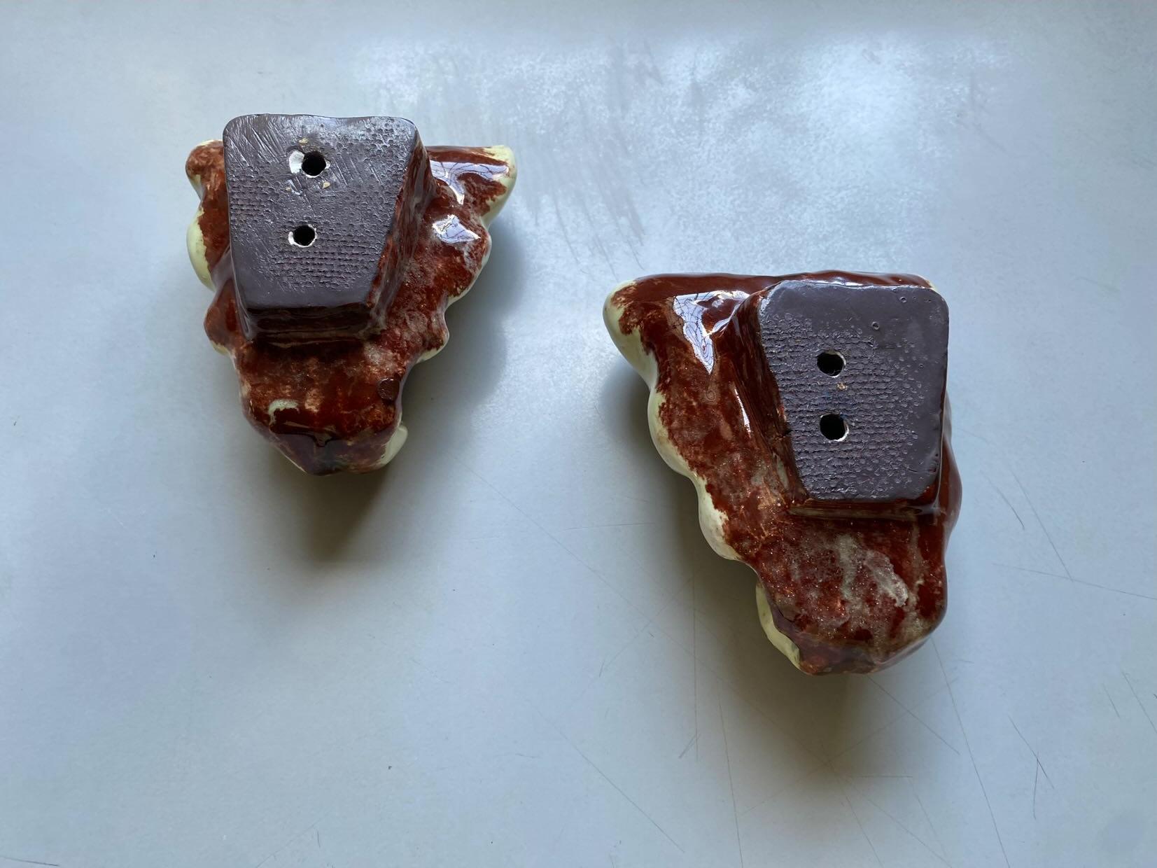 Italian Set of two ceramic coat hangers, Gabbianelli production, Italy, 1950s in vendita