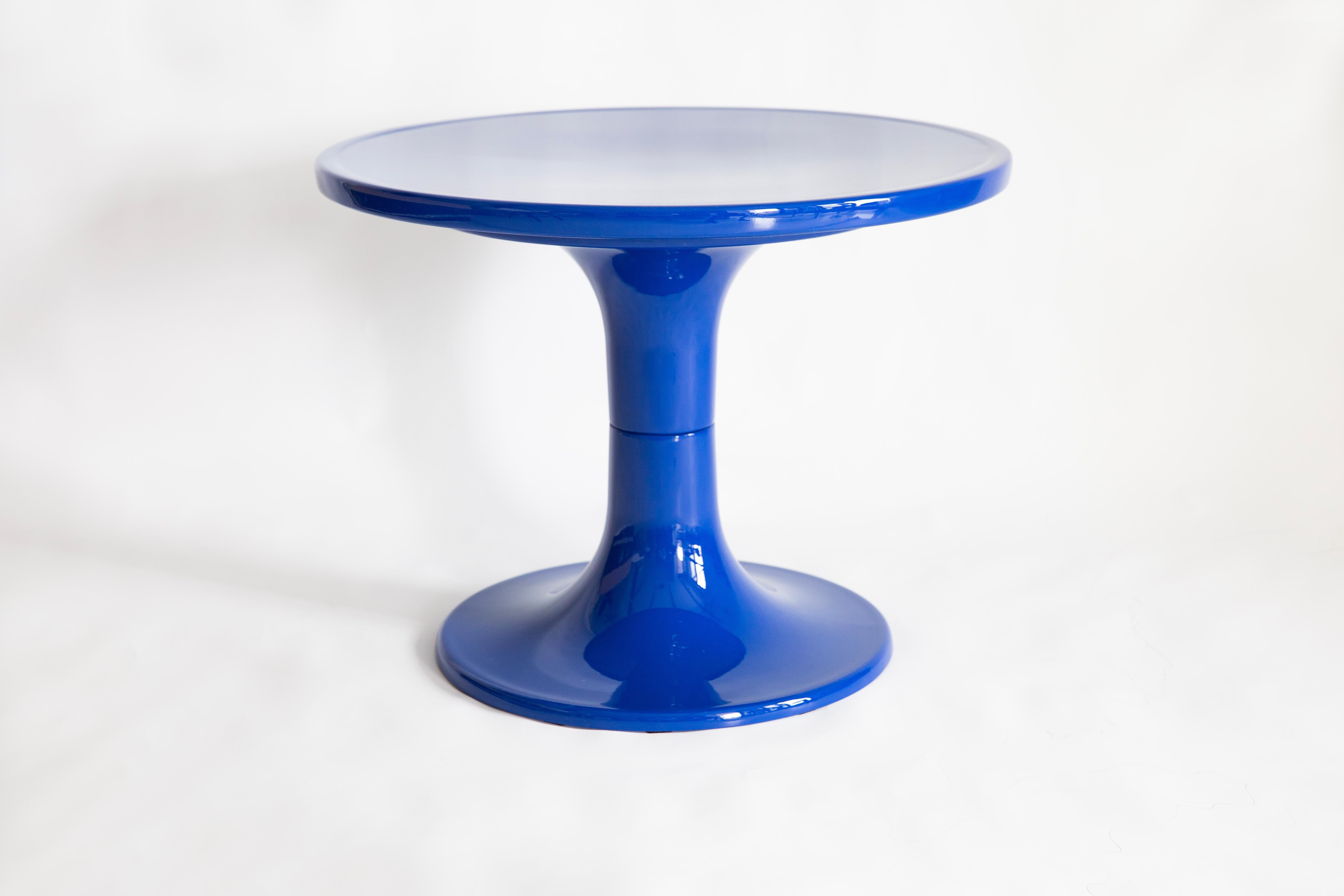 Ensemble de deux chaises et table Kangourou du milieu du siècle, Ernst Moeckl, Allemagne, 1968 en vente 1