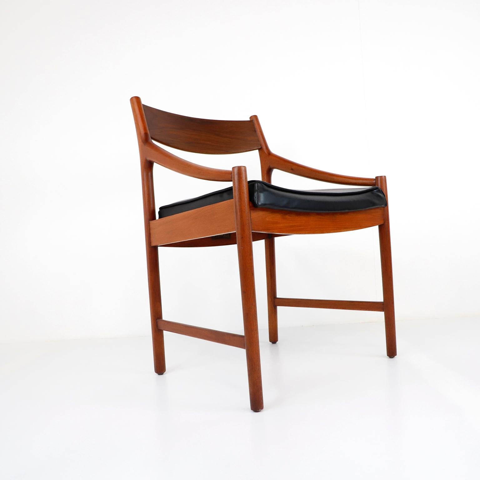 Mid-Century Modern Set of Two Chairs Model Edimburgo by Michael Van Beuren