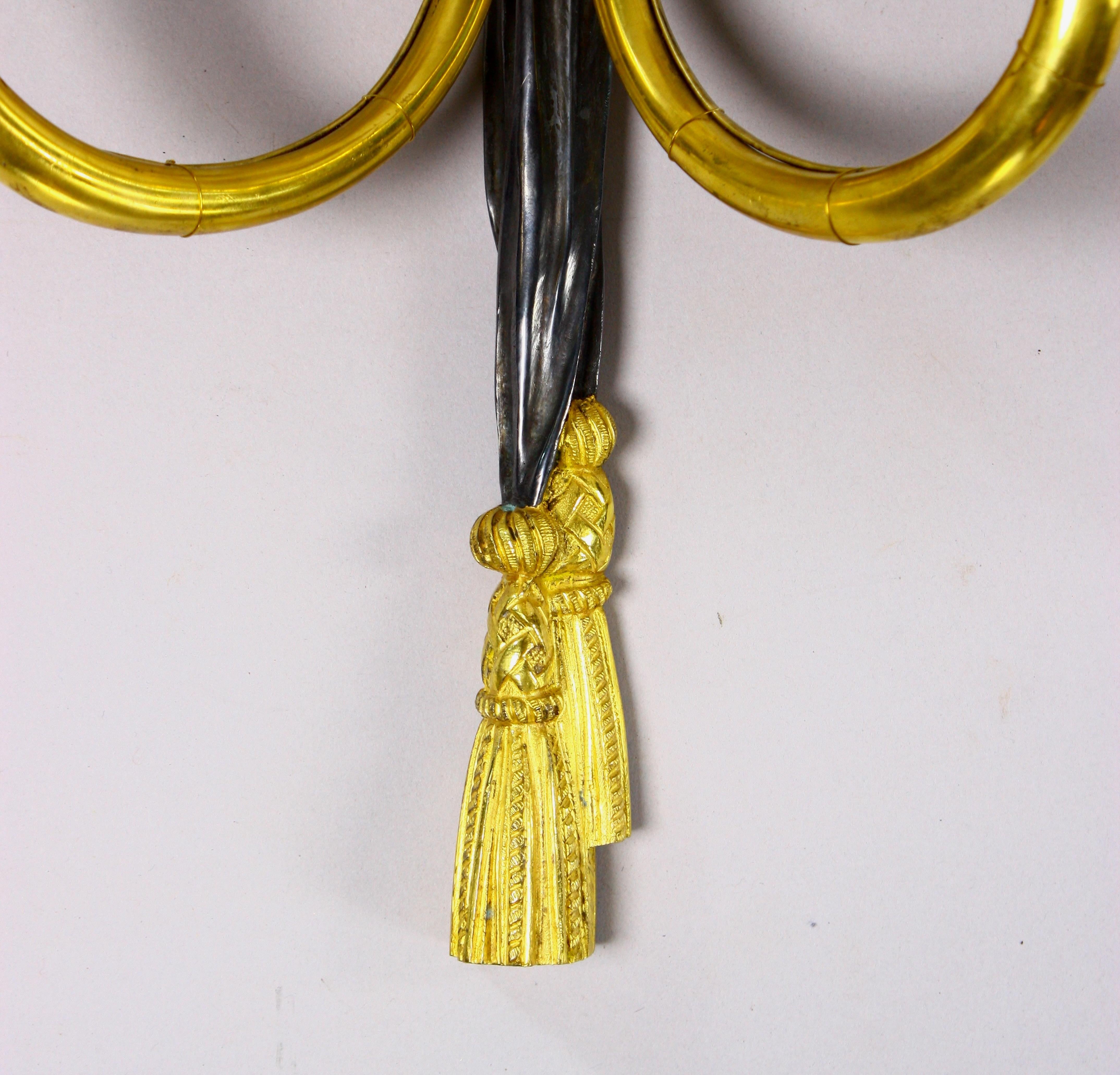 Set aus zwei Kronleuchtern und vier Wandleuchtern von Maison Jansen im Angebot 3