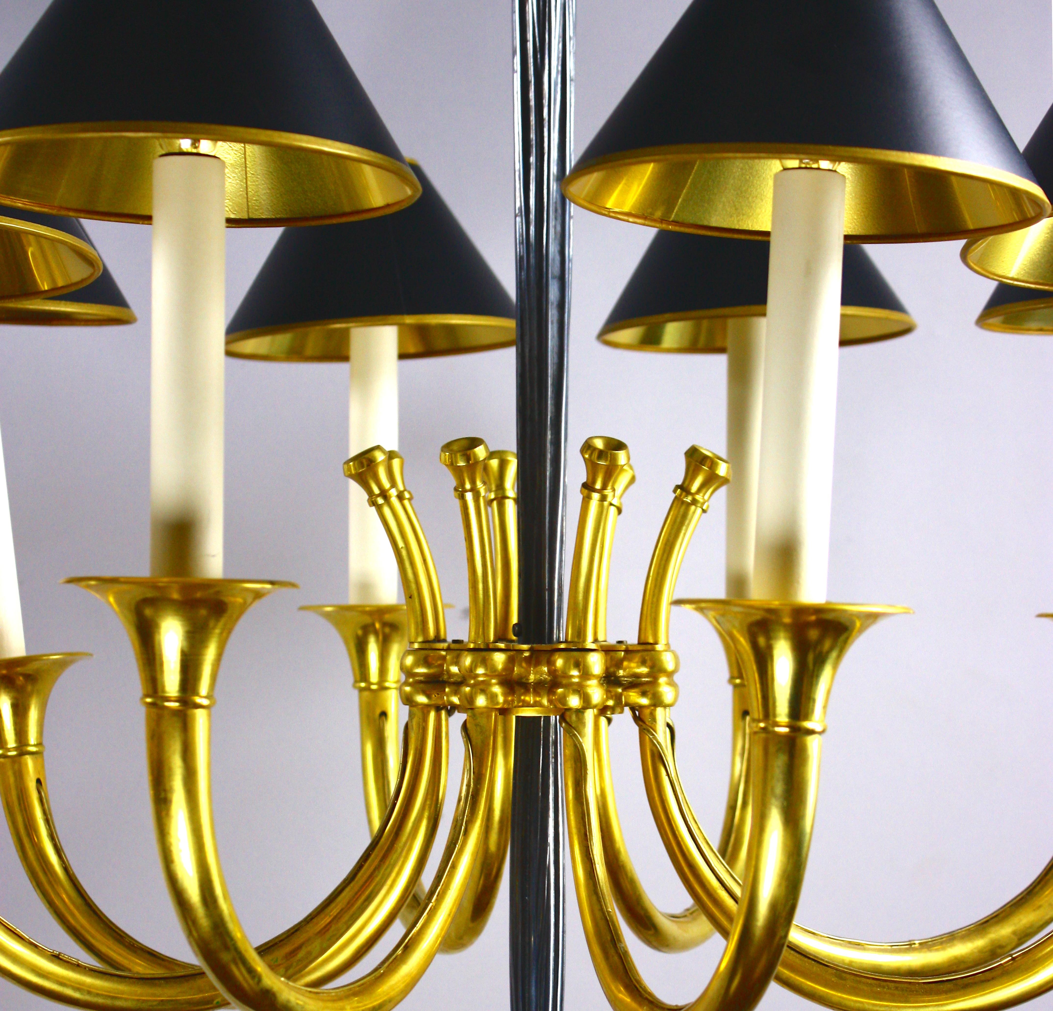 Set aus zwei Kronleuchtern und vier Wandleuchtern von Maison Jansen (Patiniert) im Angebot