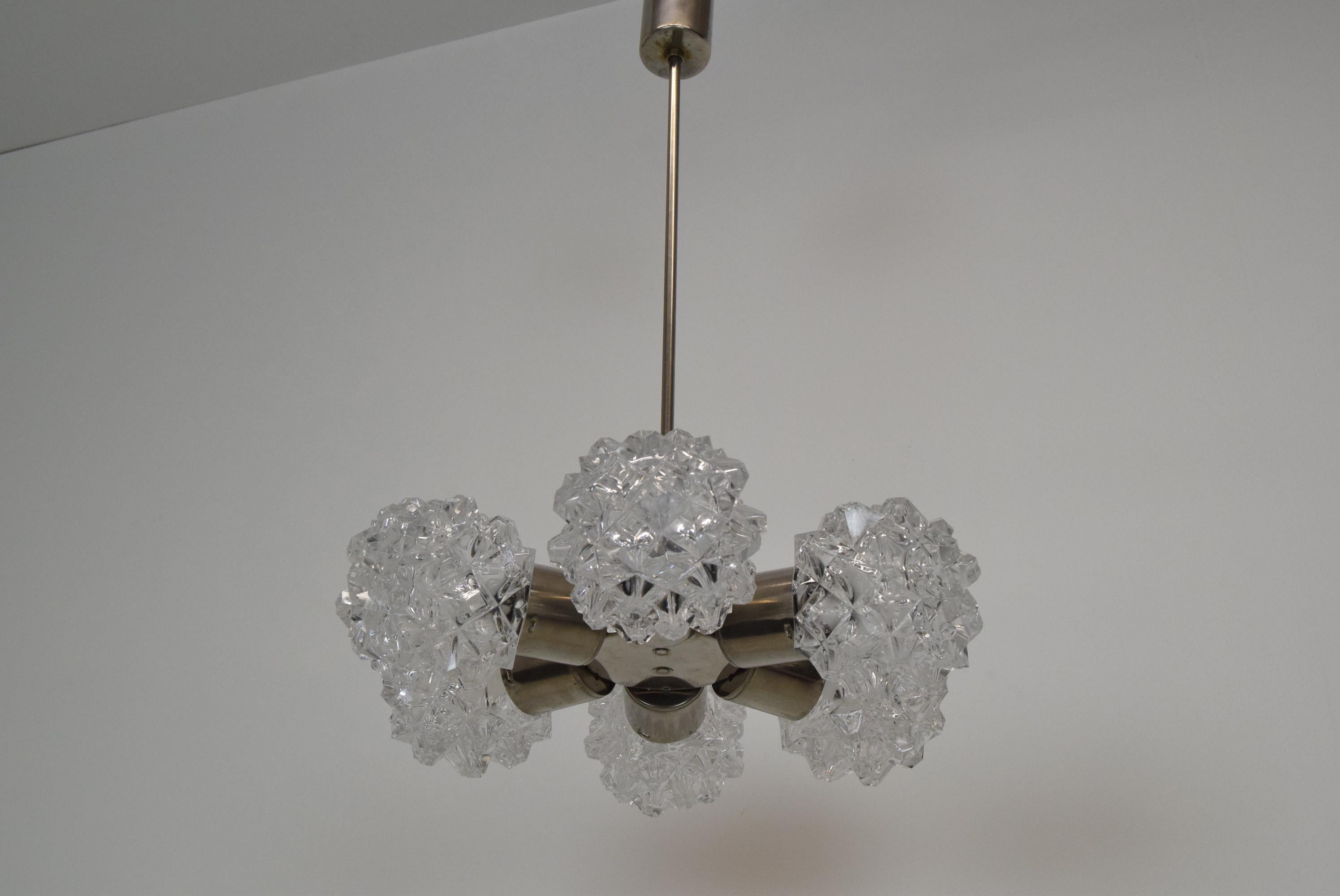 Set of Two Chandeliers by Kamenicky Senov, 1970's In Good Condition For Sale In Praha, CZ