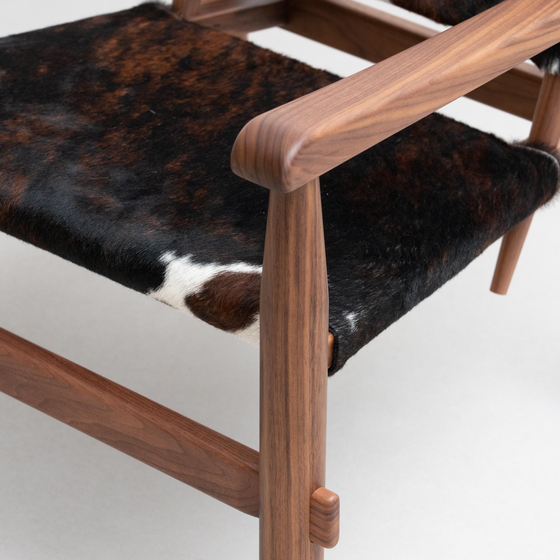 Contemporary Set of Two Charlotte Perriand 533 Doron Hotel Armchair by Cassina For Sale