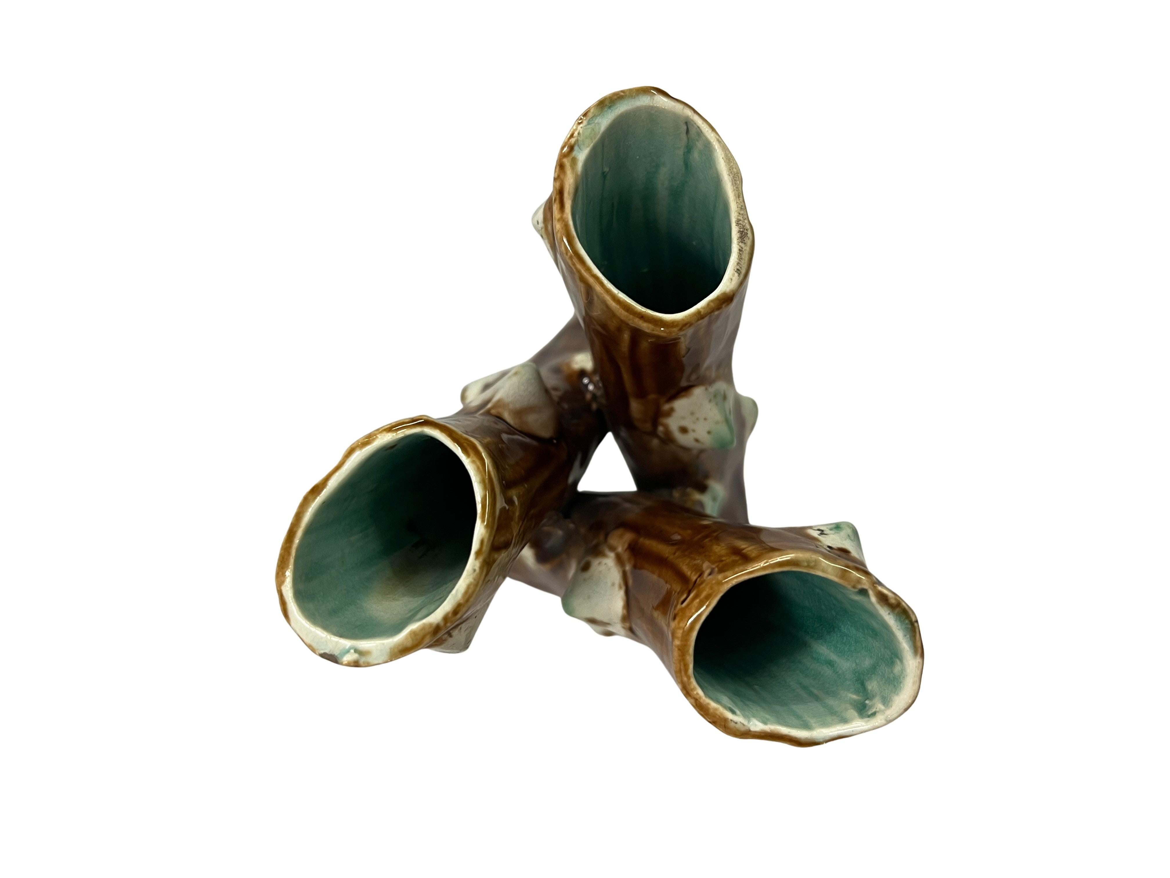 Satz von zwei charmanten Vasen, Kätzchenweide, Keramik Jugendstil 1900, Frankreich (Handgefertigt) im Angebot