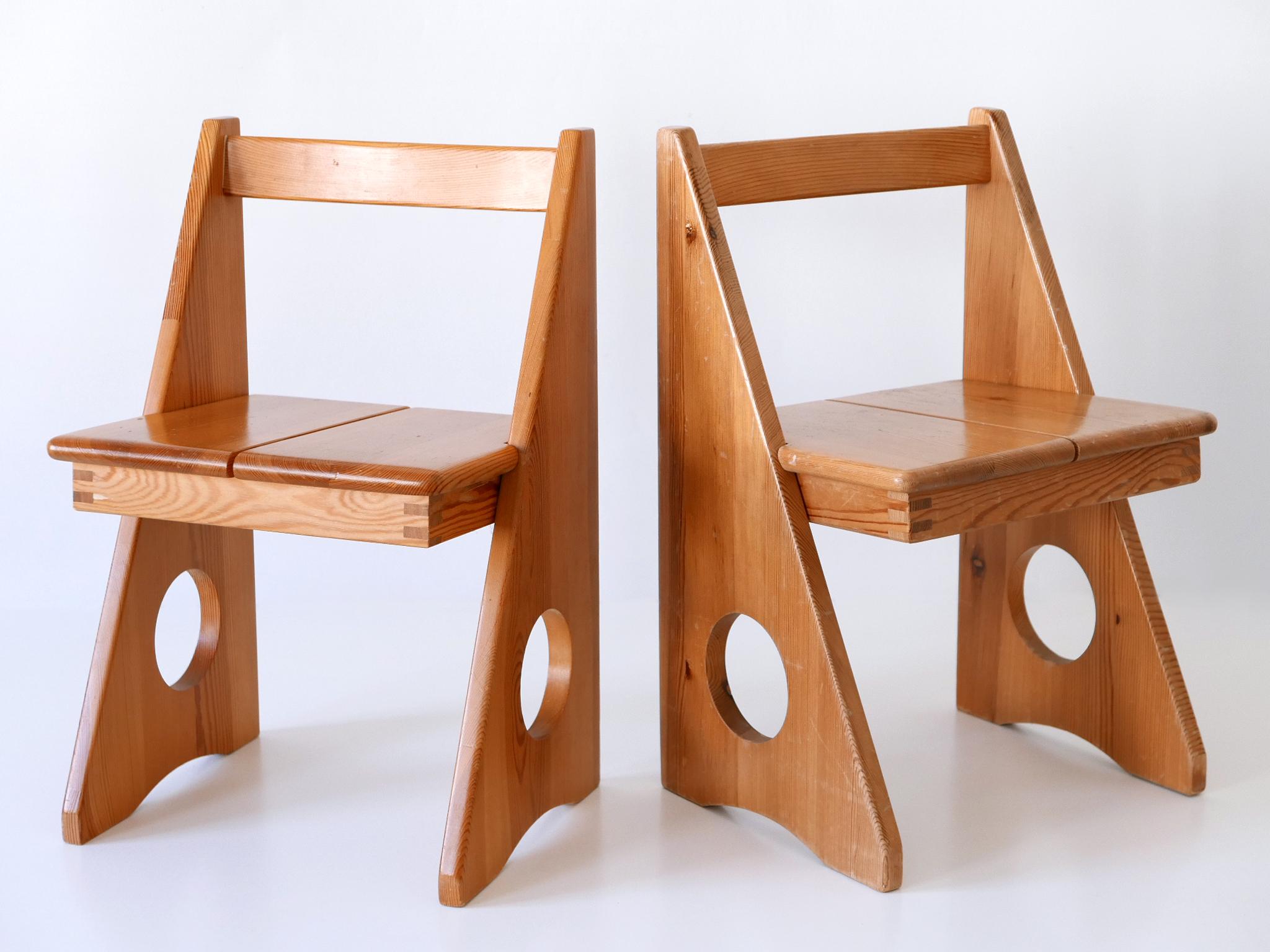 Set of Two Children's Chairs by Gilbert Marklund for Furusnickarn Sweden, 1970s In Good Condition For Sale In Munich, DE