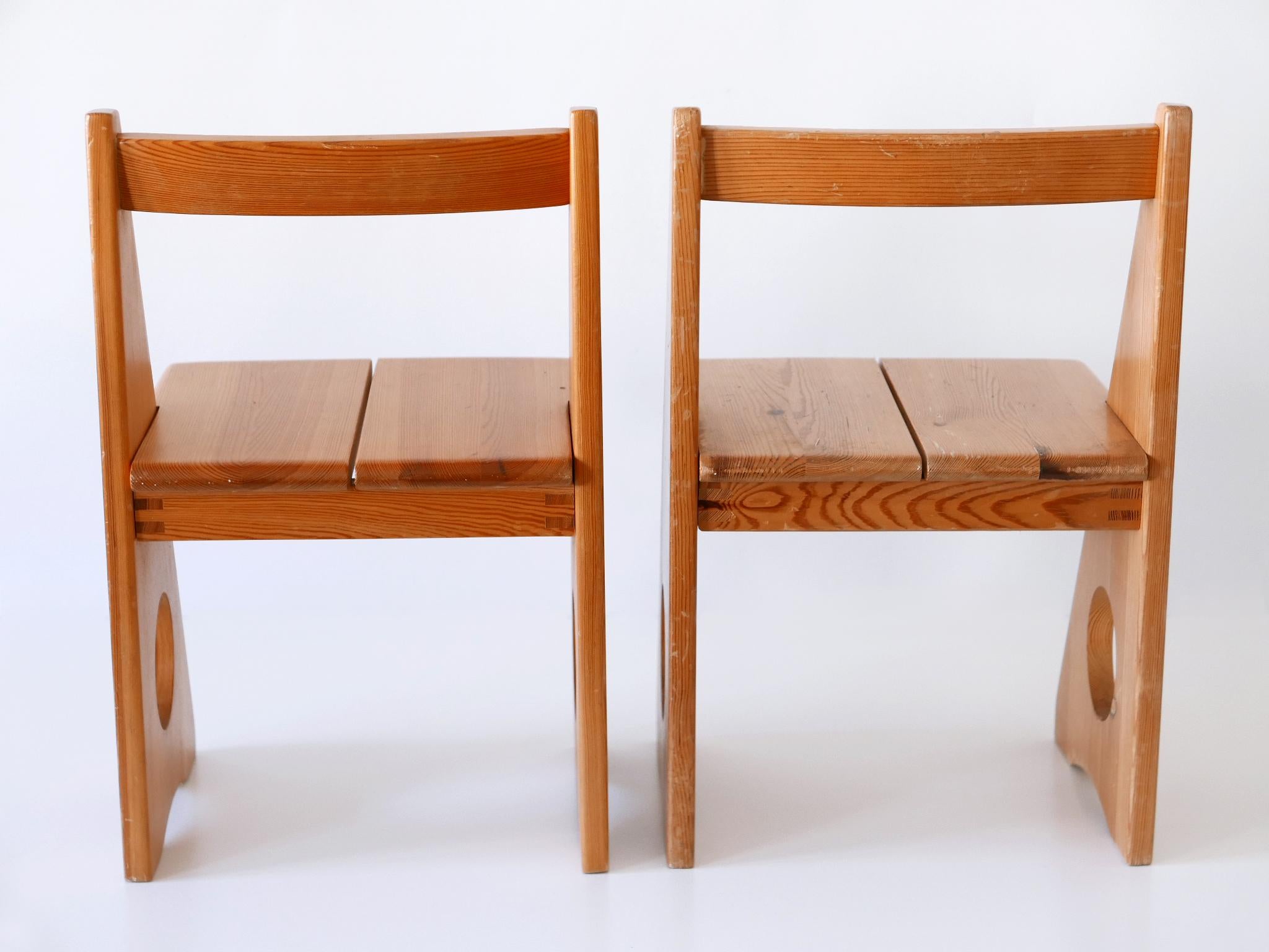 Pine Set of Two Children's Chairs by Gilbert Marklund for Furusnickarn Sweden, 1970s For Sale