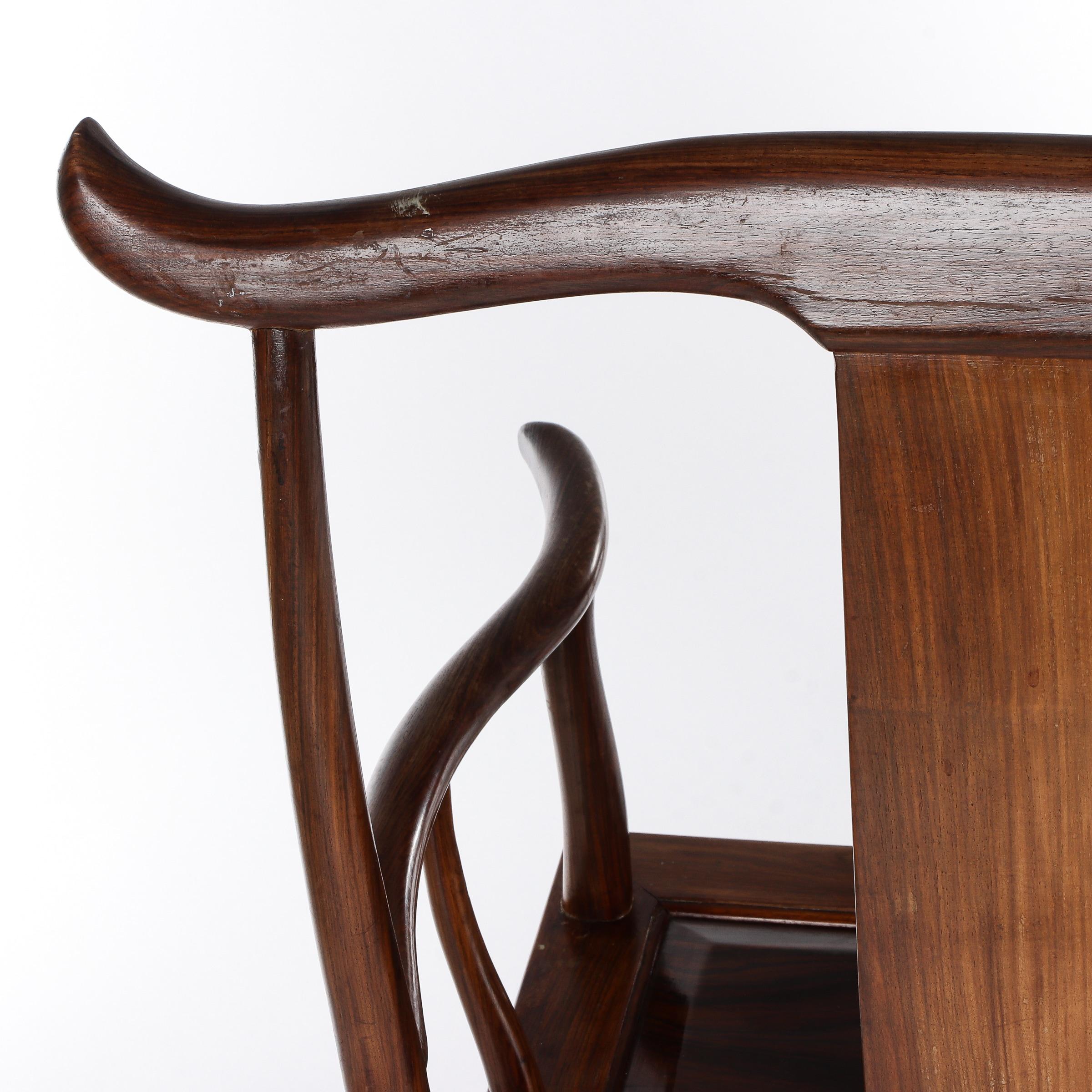 Set of Two Chinese Side Chairs In Good Condition For Sale In Vienna, AT