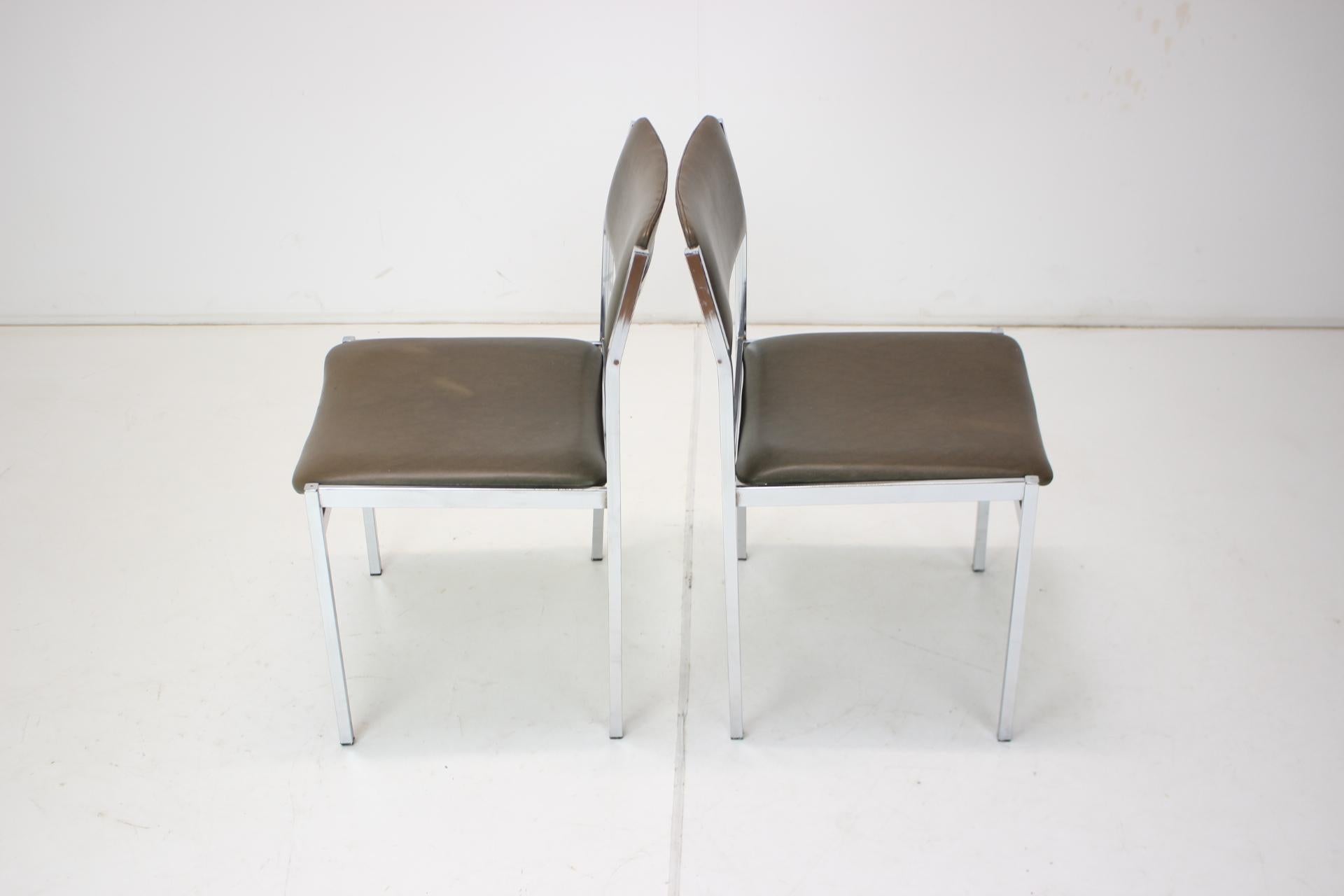 Set of Two Chrome Chairs, 1970's For Sale 1