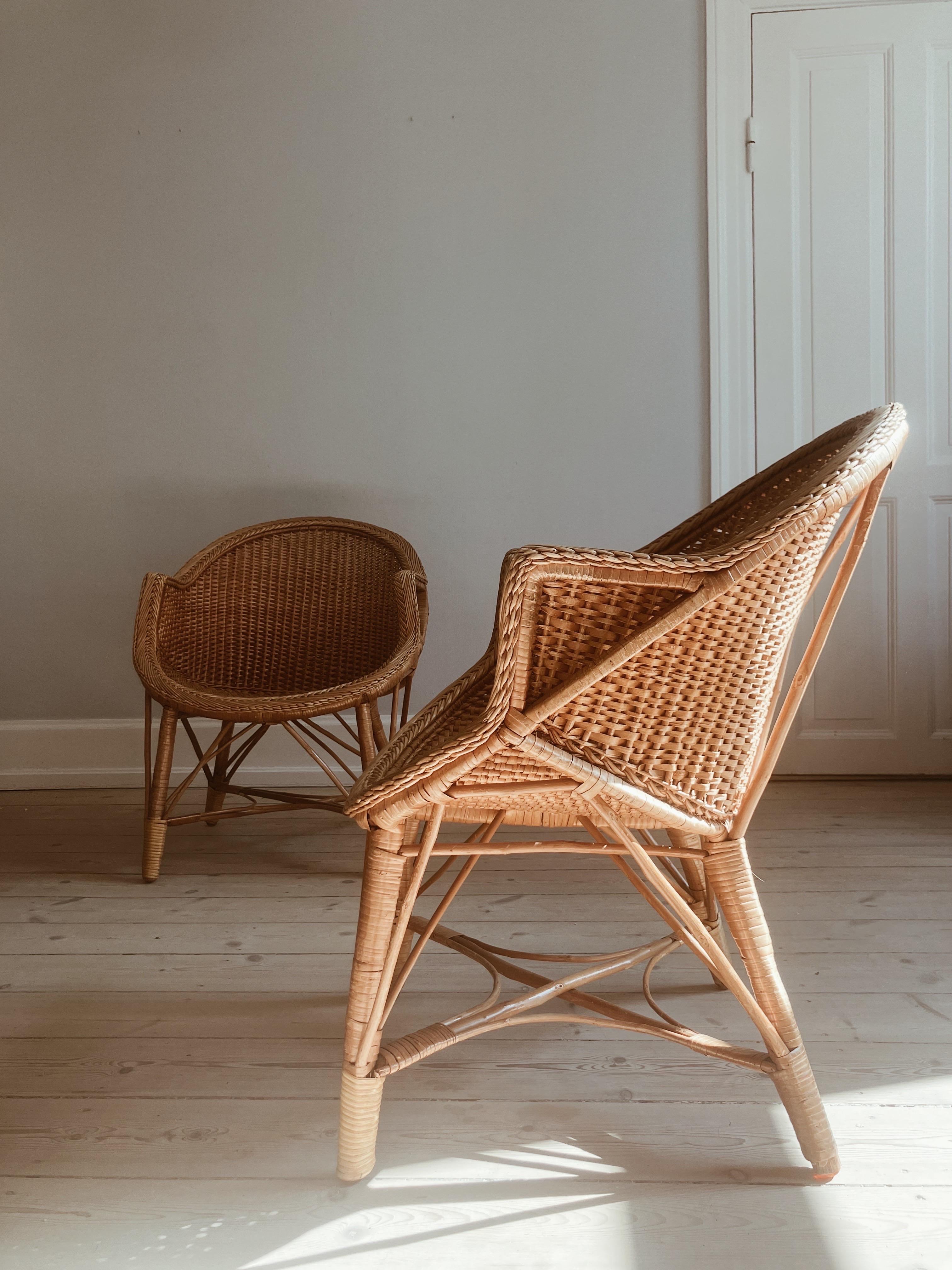Set of two club chairs in Wicker from Madeira 1960s For Sale 5