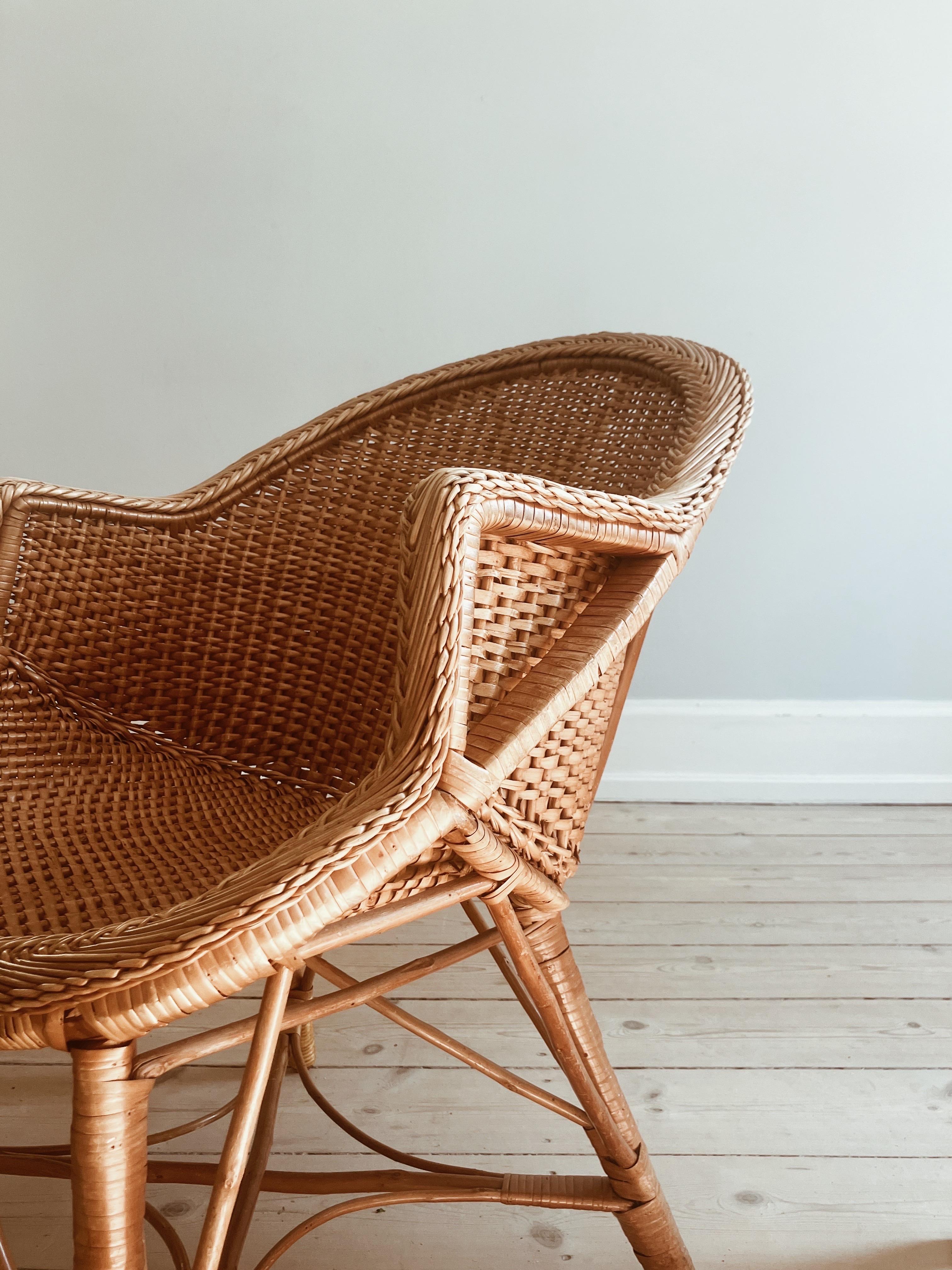 Set of two club chairs in Wicker from Madeira 1960s For Sale 2