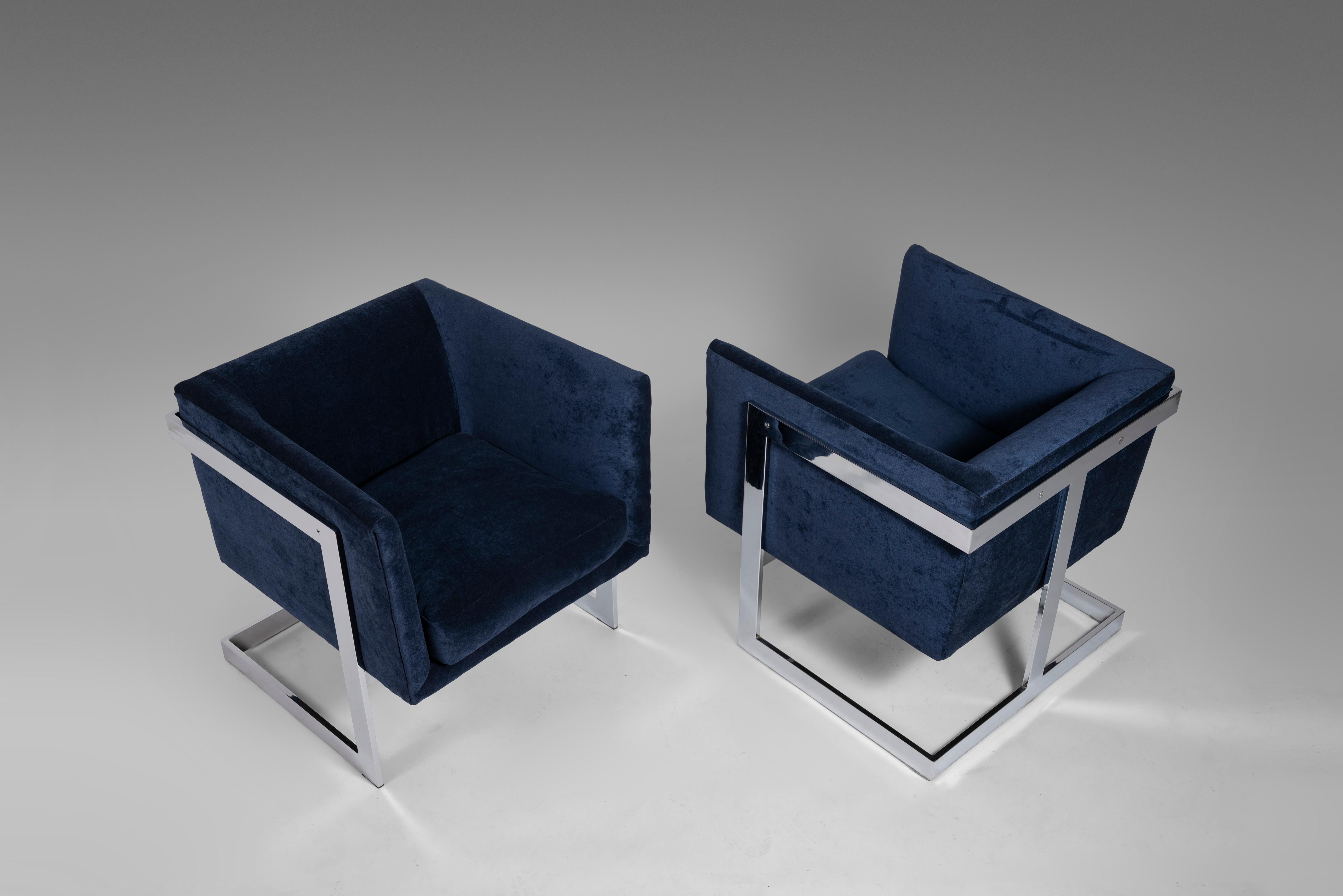 Set of Two Club Chairs in Navy Blue Velvet w/ a Chrome Frame by Milo Baughman 6