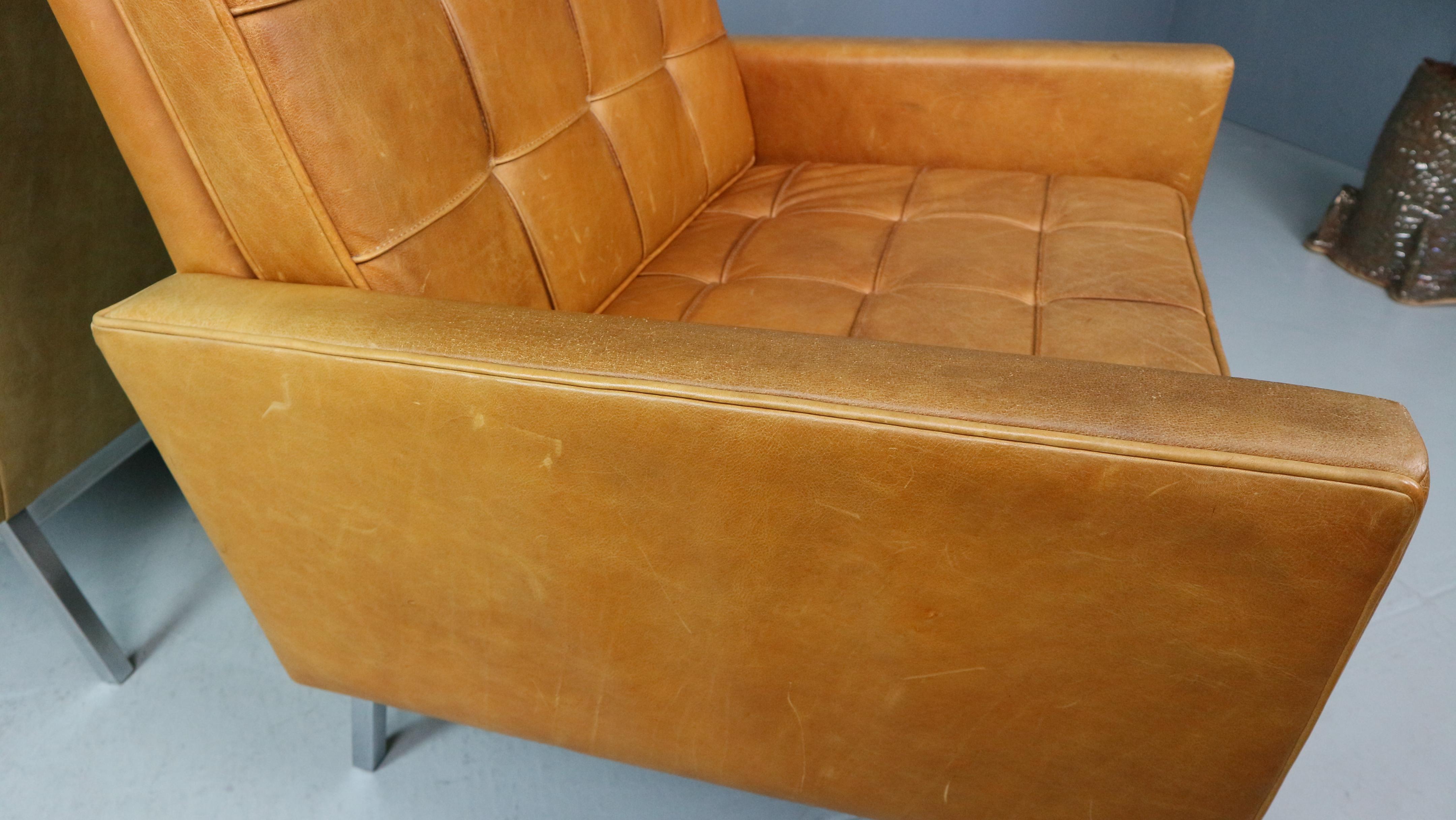 Ensemble de deux chaises longues Florence Knoll en cuir cognac, modèle 65a en vente 6