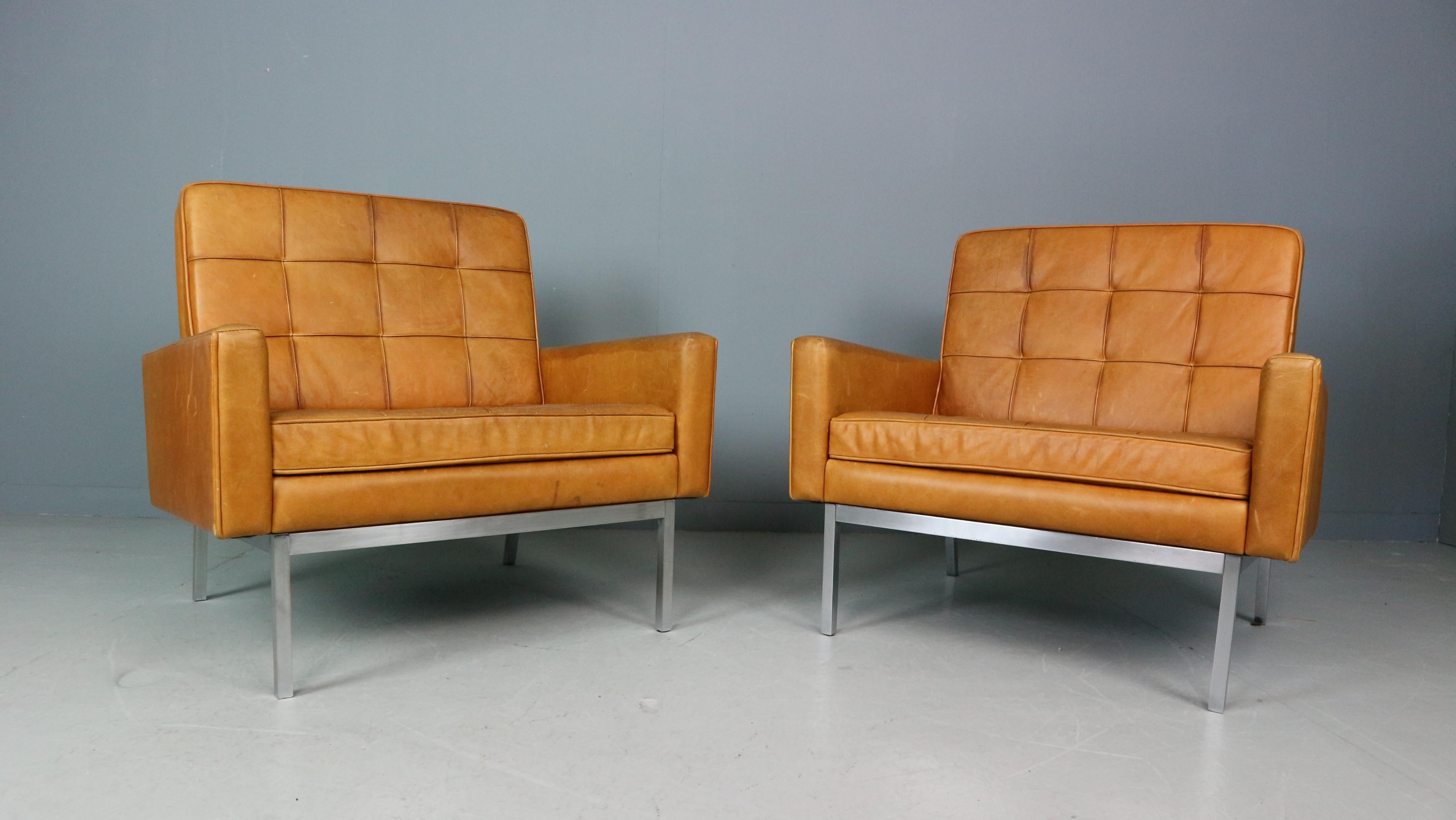 Ensemble de deux chaises longues Florence Knoll en cuir cognac, modèle 65a en vente 13