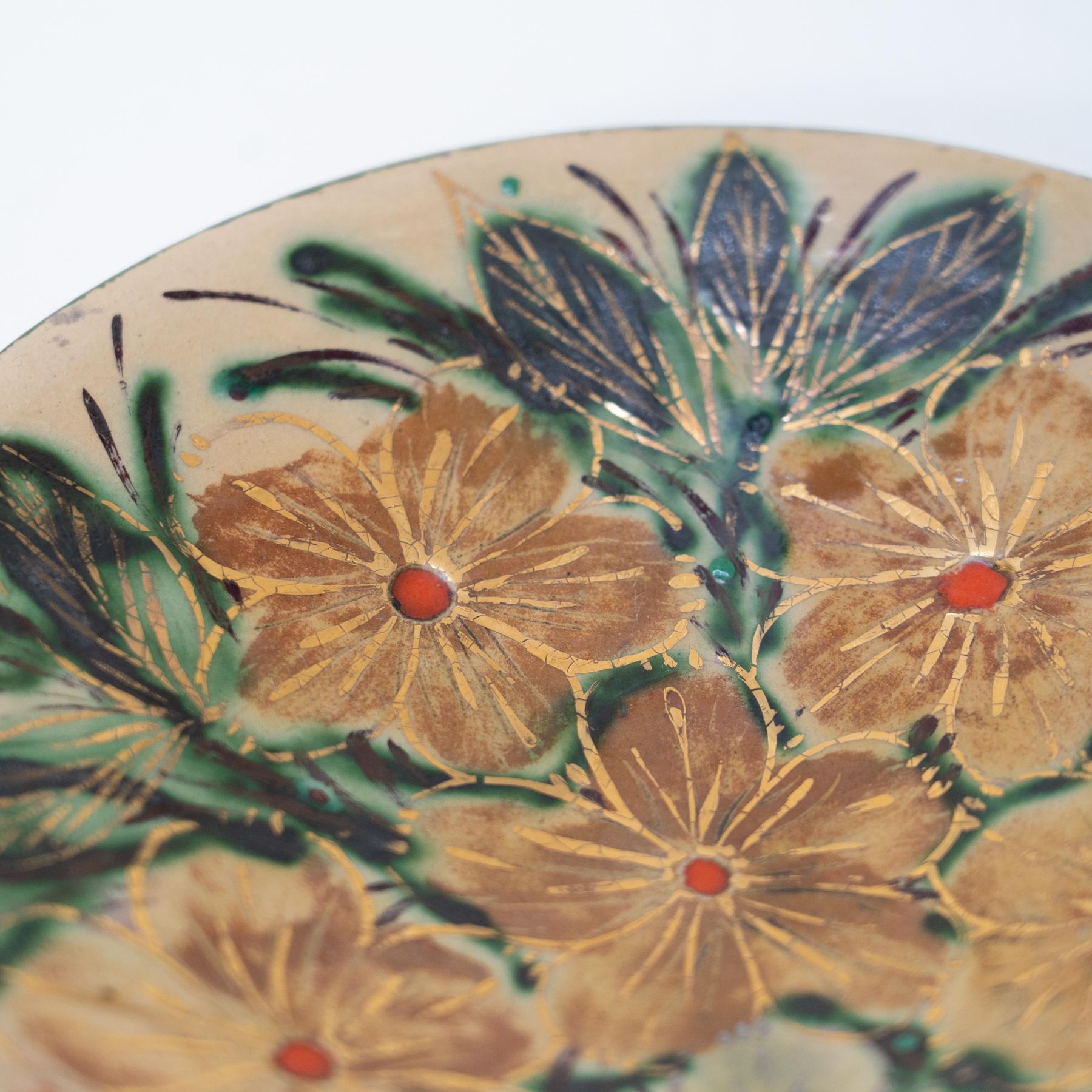 Juego de dos platos de cerámica floral en color de Díaz Costa, hacia 1960 en venta 1
