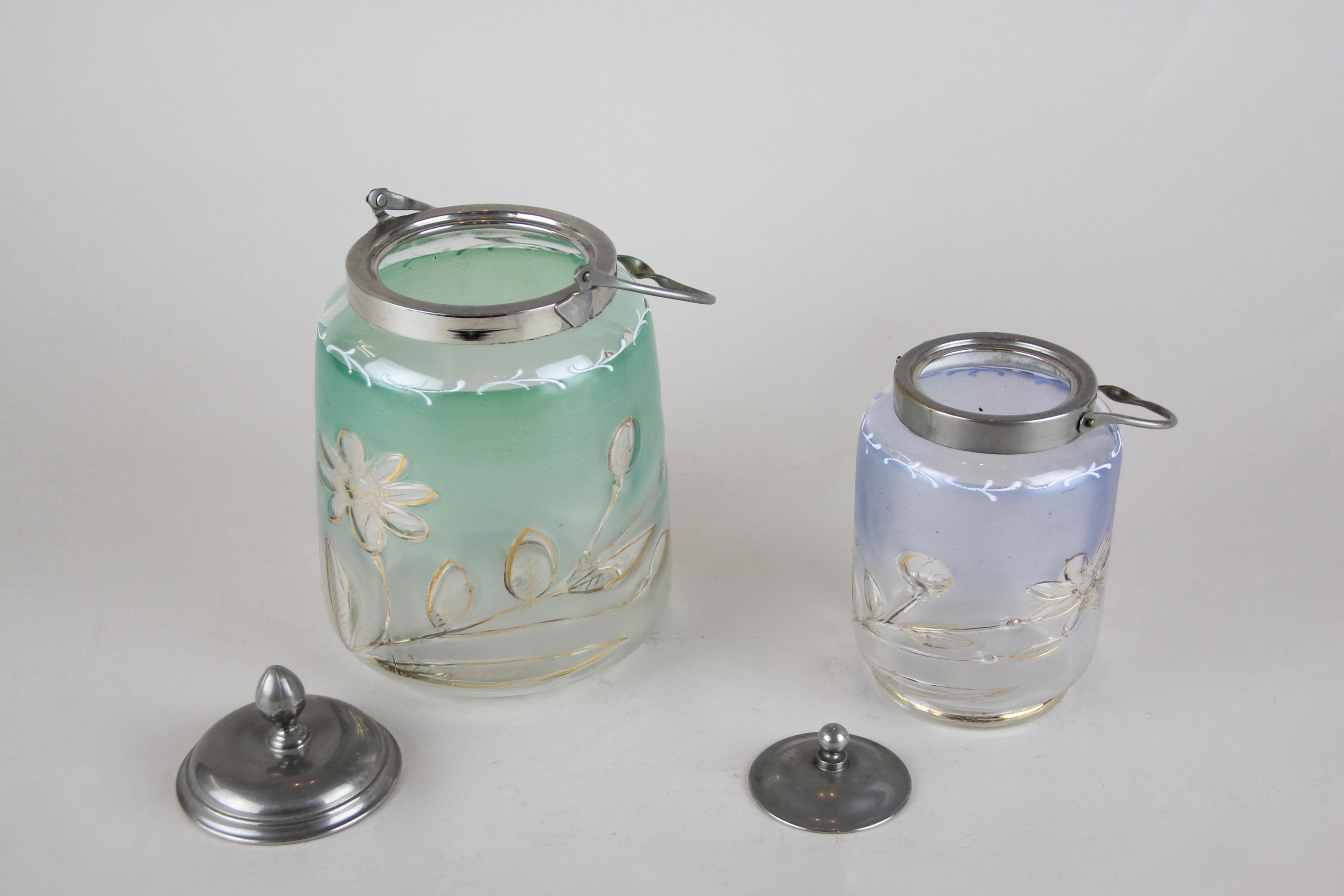 Set of Two Colored Glass Jars/ Bonbonniere with Lid, Austria, circa 1920 3