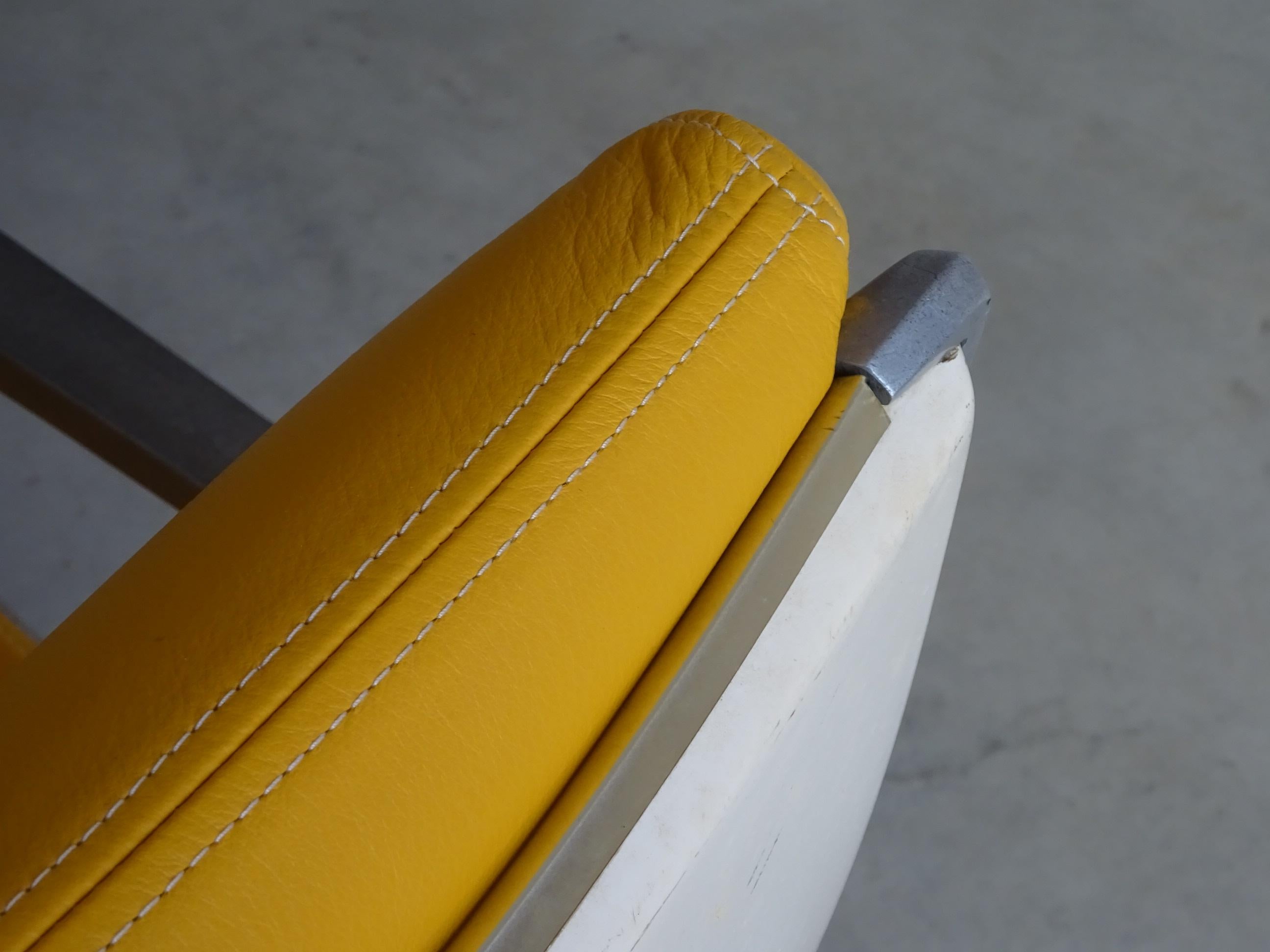 Ensemble de deux fauteuils Commander, Jorge Zalszupin pour l'Atelier. Brésil, 1972. en vente 4