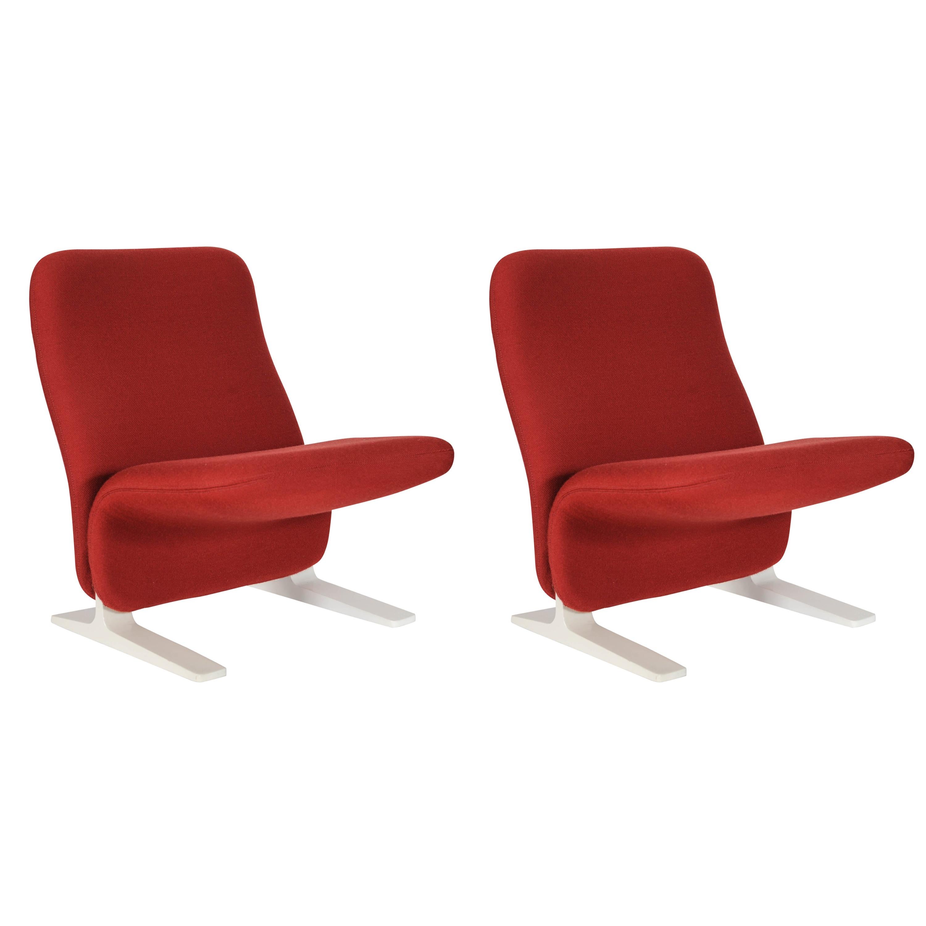 Mid-Century Modern Pair of Concorde Easy Chairs by Pierre Paulin for Artifort
