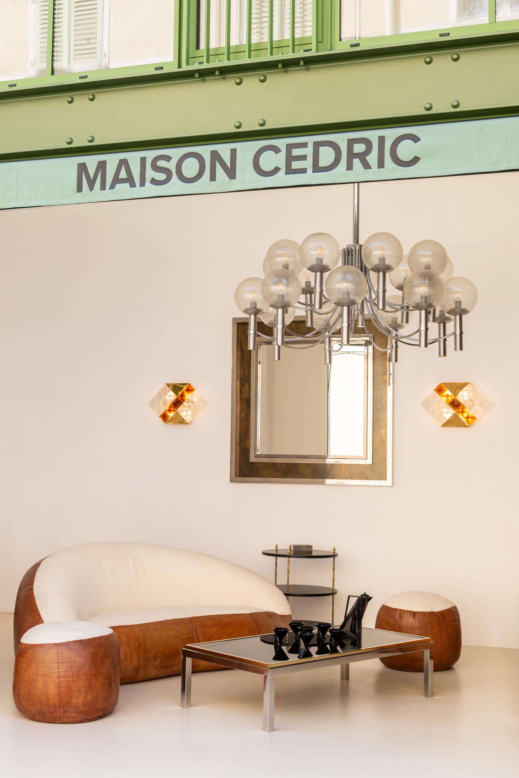 Conjunto de dos sofás Croissant de Raphael Raffel Piel y Bouclé Años 70 en venta 13