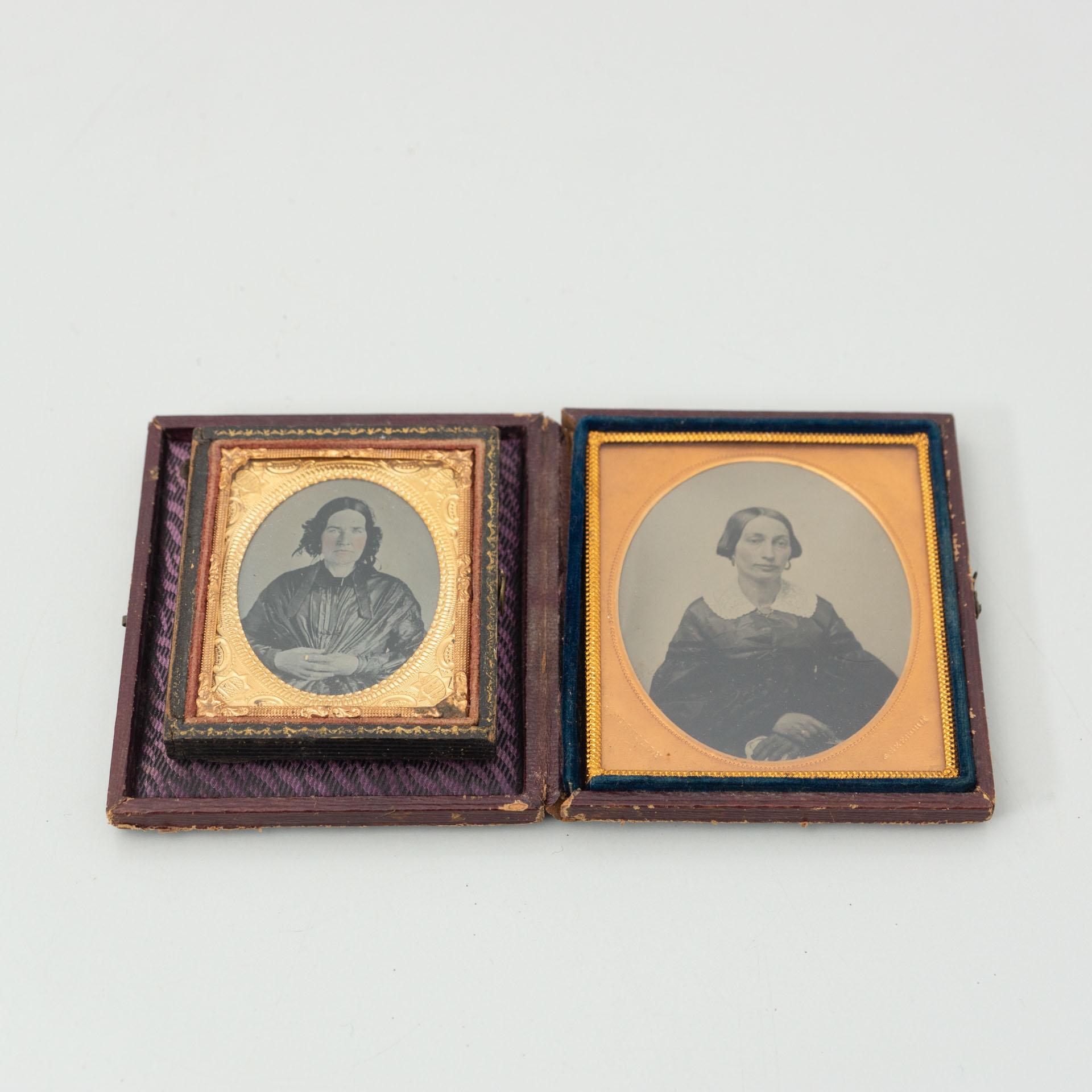 Mid-Century Modern Set of Two Daguerrotypes, circa 1850 For Sale