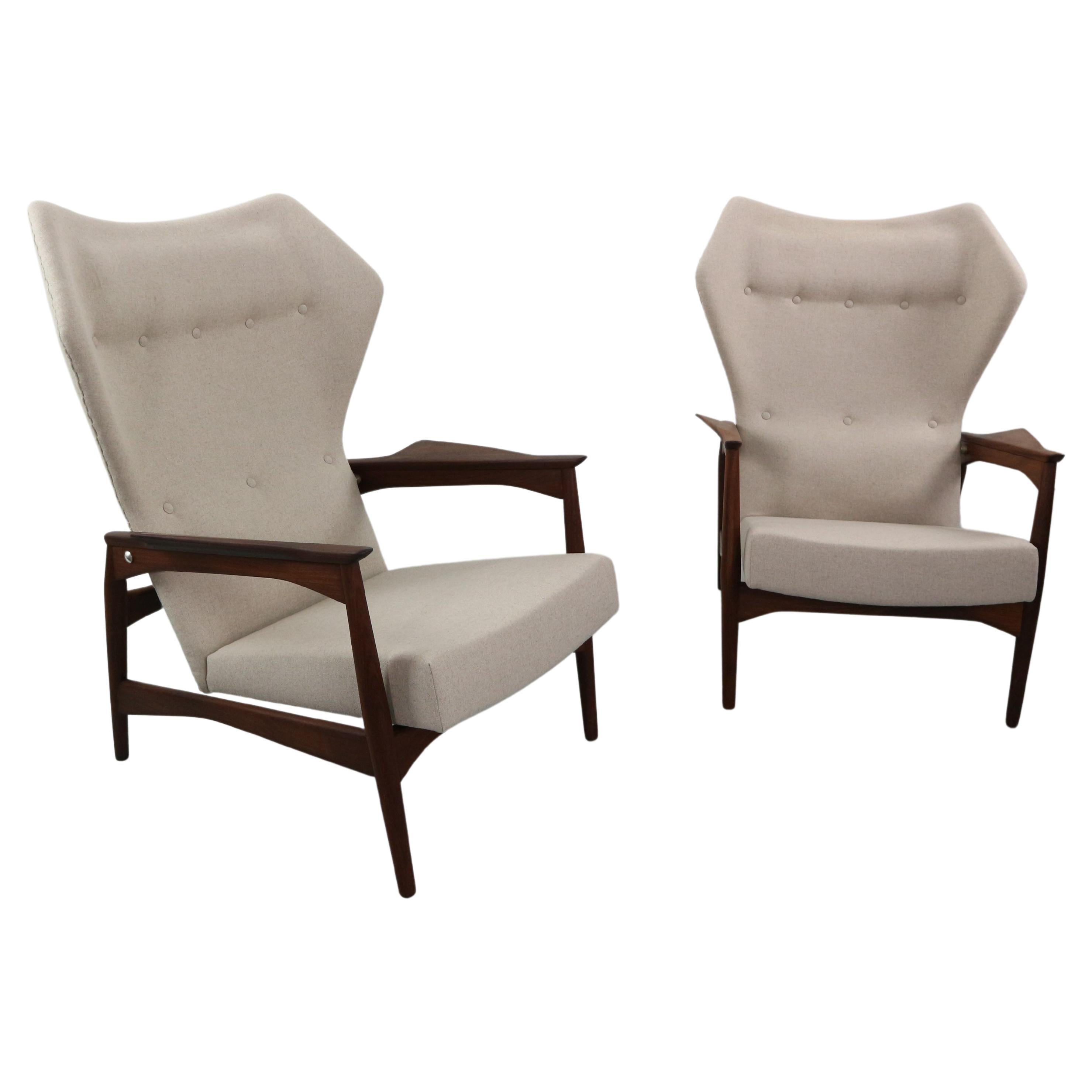 Set of Two Danish Adjustable Wingback Lounge Chairs in Teak by Ib Kofod Larsen For Sale