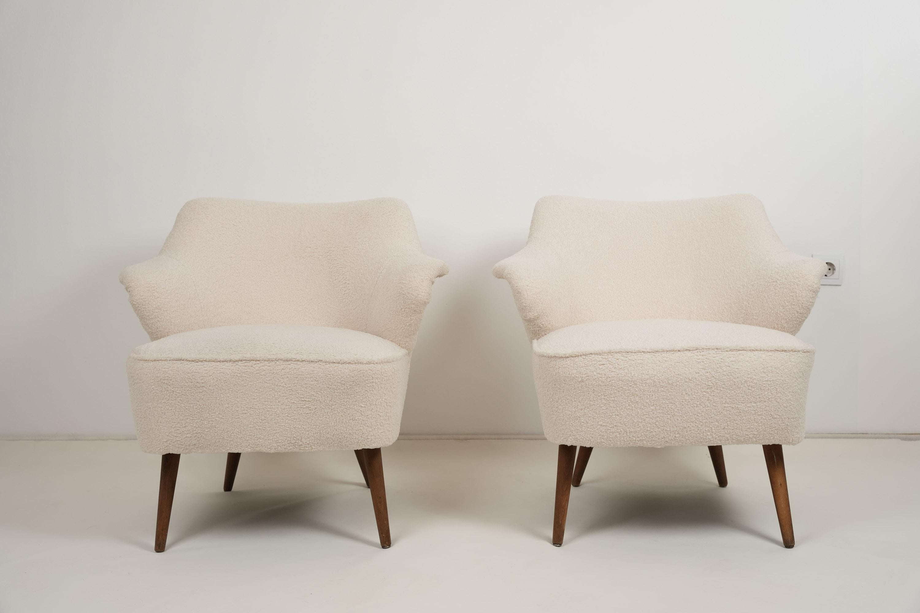 Fabric Set of Two Danish Cocktail Longuechair 1960s For Sale