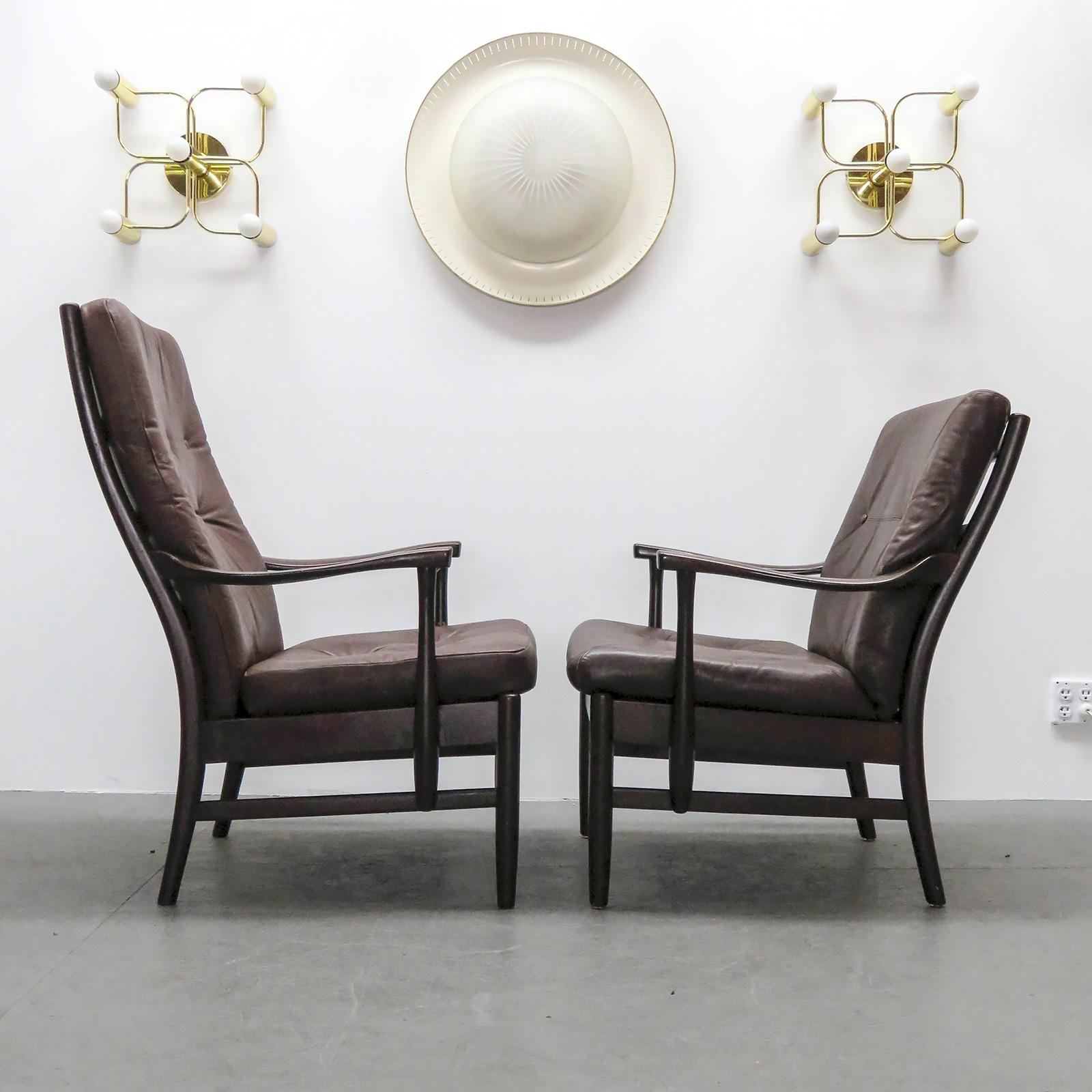 Danois Ensemble de deux chaises d'appoint danoises en cuir, 1950 en vente