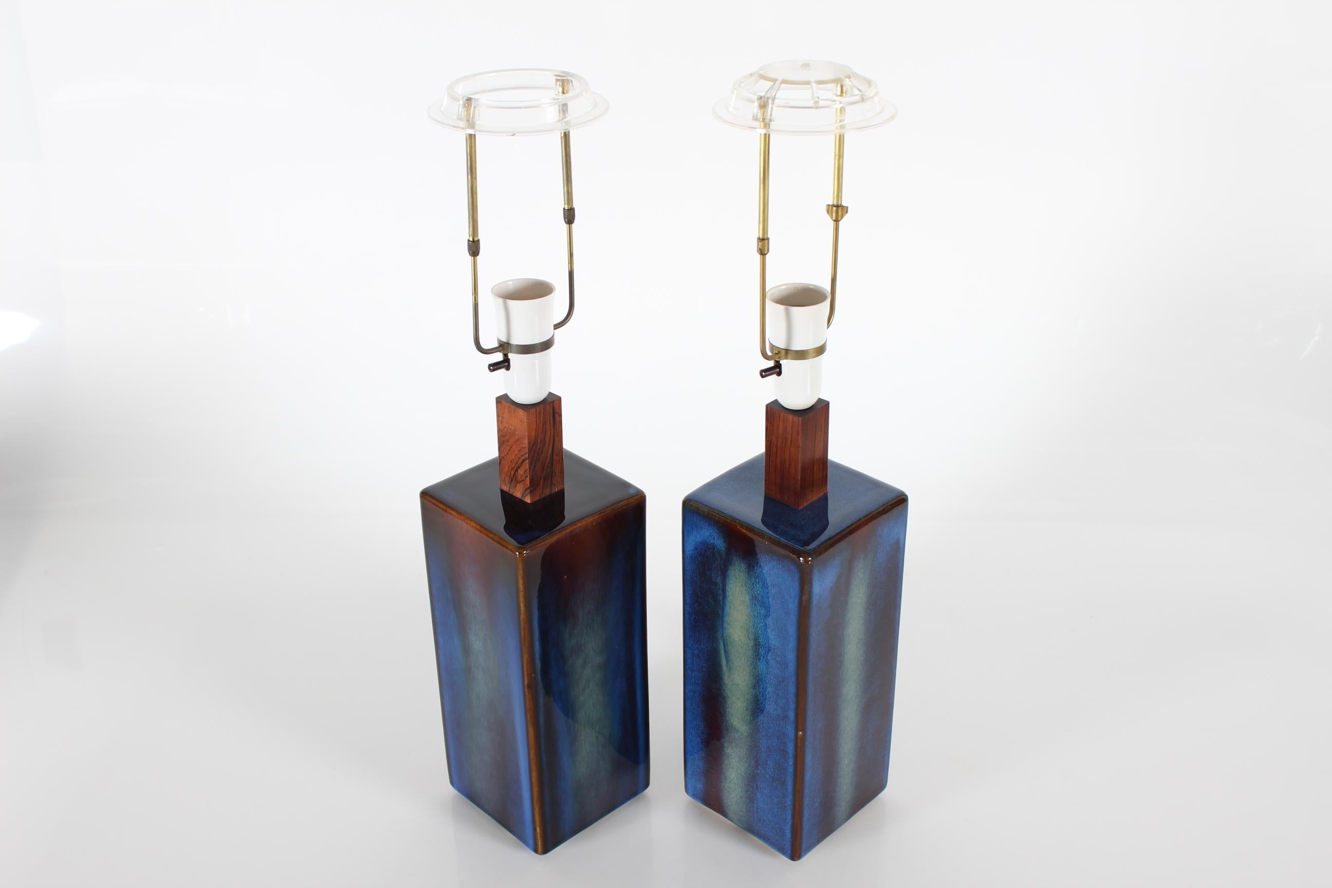 Set of Two Danish Sculptural Table Lamps with Glossy Dark Blue Glaze by Søholm For Sale 7