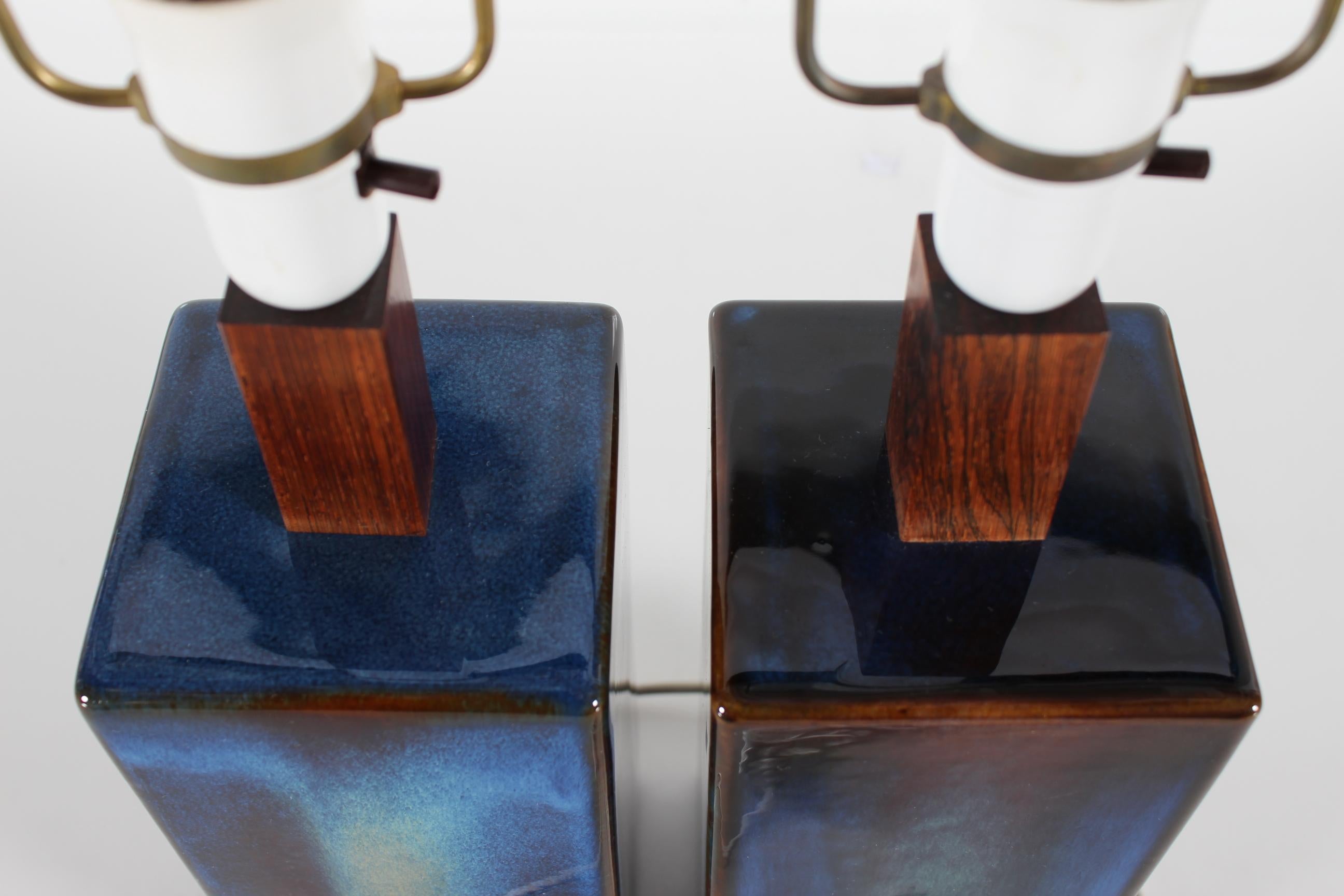 Set of Two Danish Sculptural Table Lamps with Glossy Dark Blue Glaze by Søholm For Sale 9