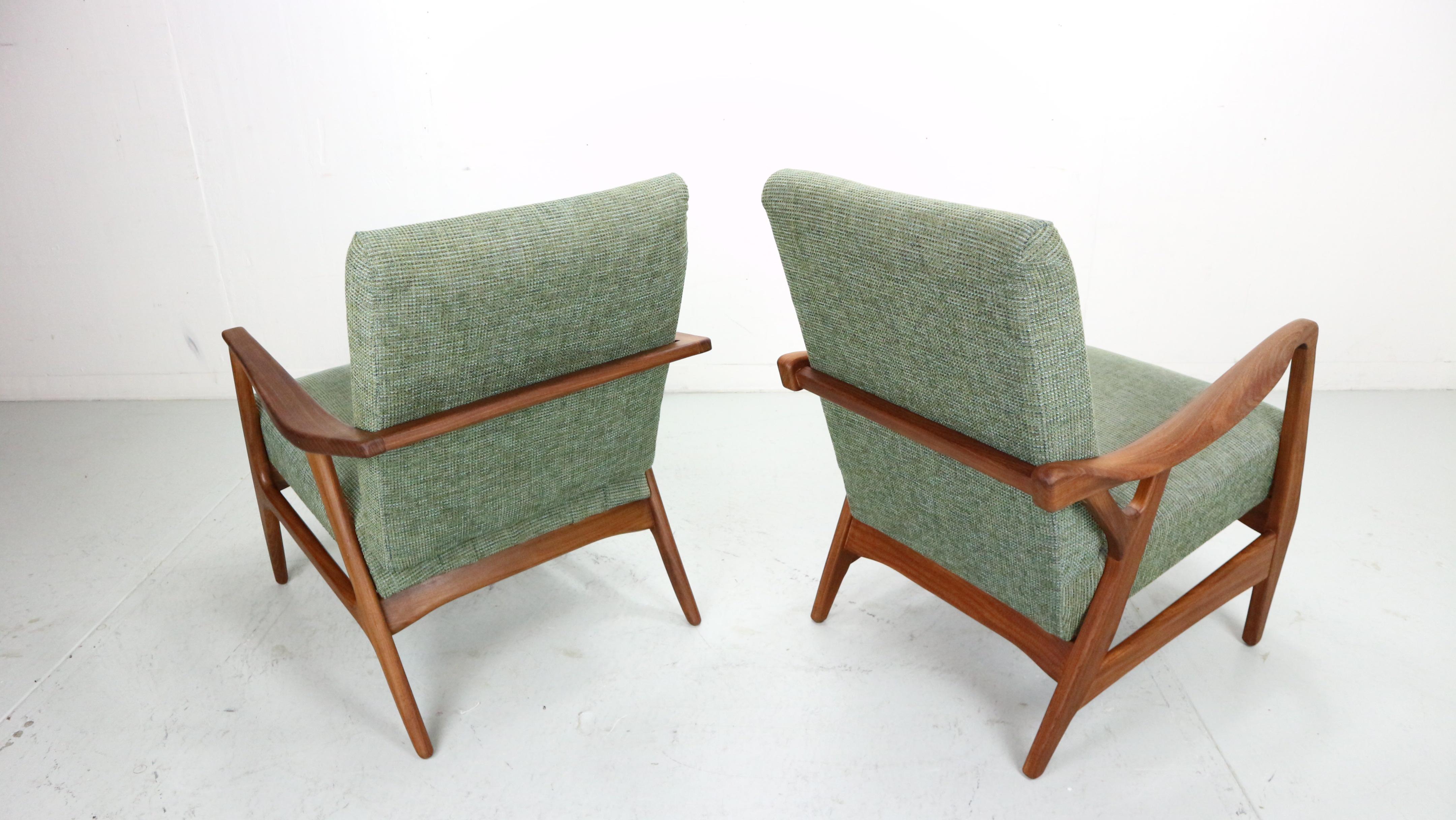 Set of two Danish vintage teak organic shaped Armchairs in green fabric, 1960's For Sale 5