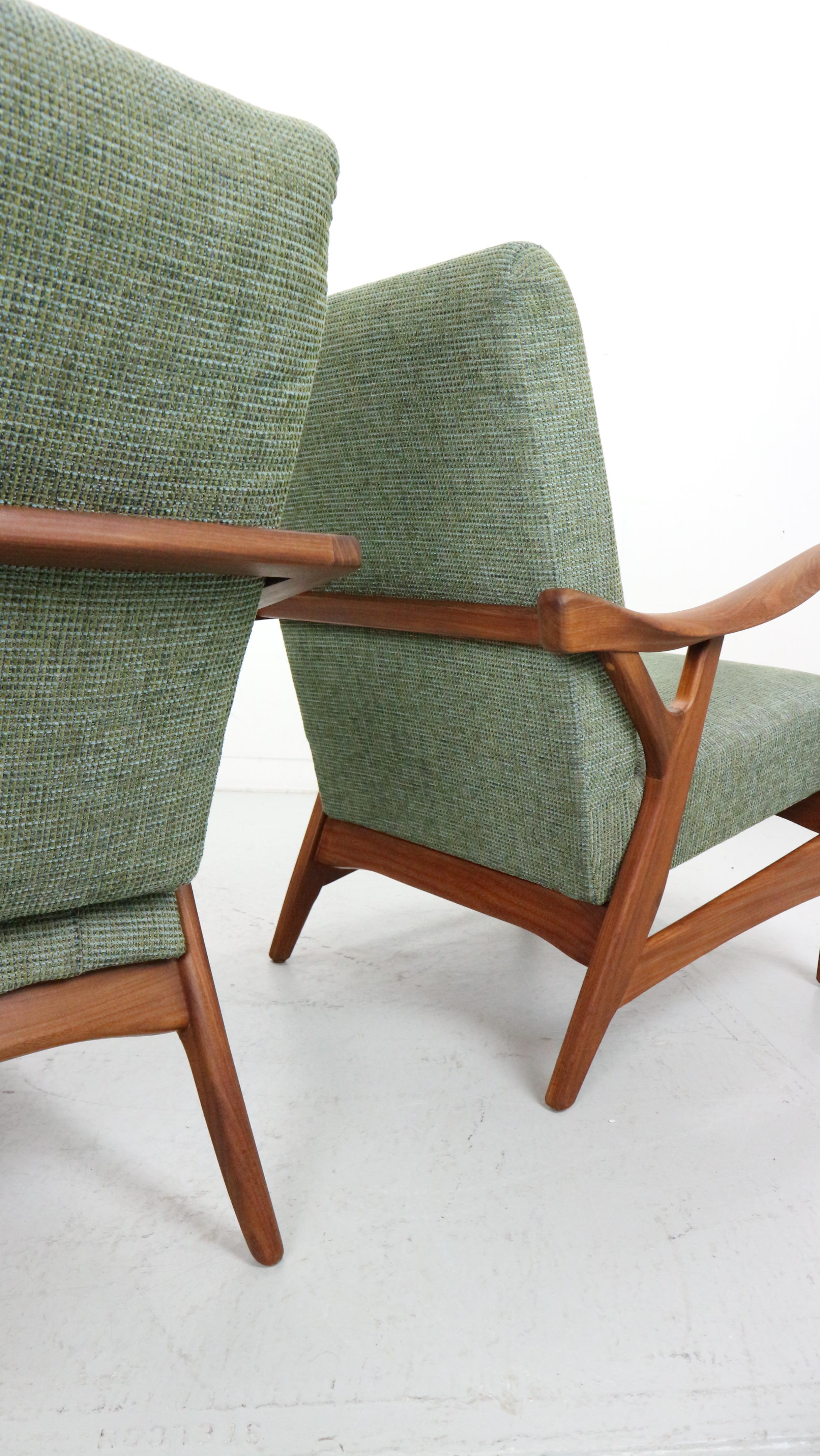 Set of two Danish vintage teak organic shaped Armchairs in green fabric, 1960's For Sale 7