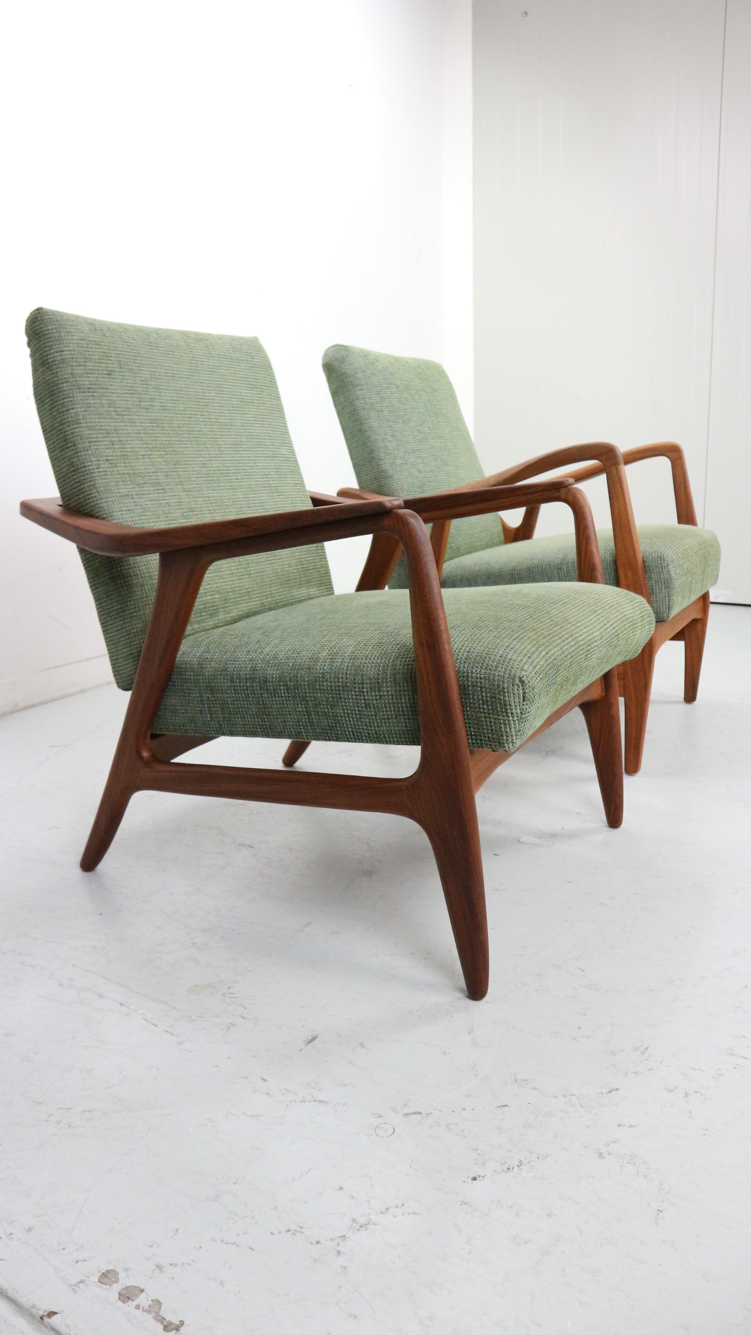 Set of two Danish vintage teak organic shaped Armchairs in green fabric, 1960's For Sale 10