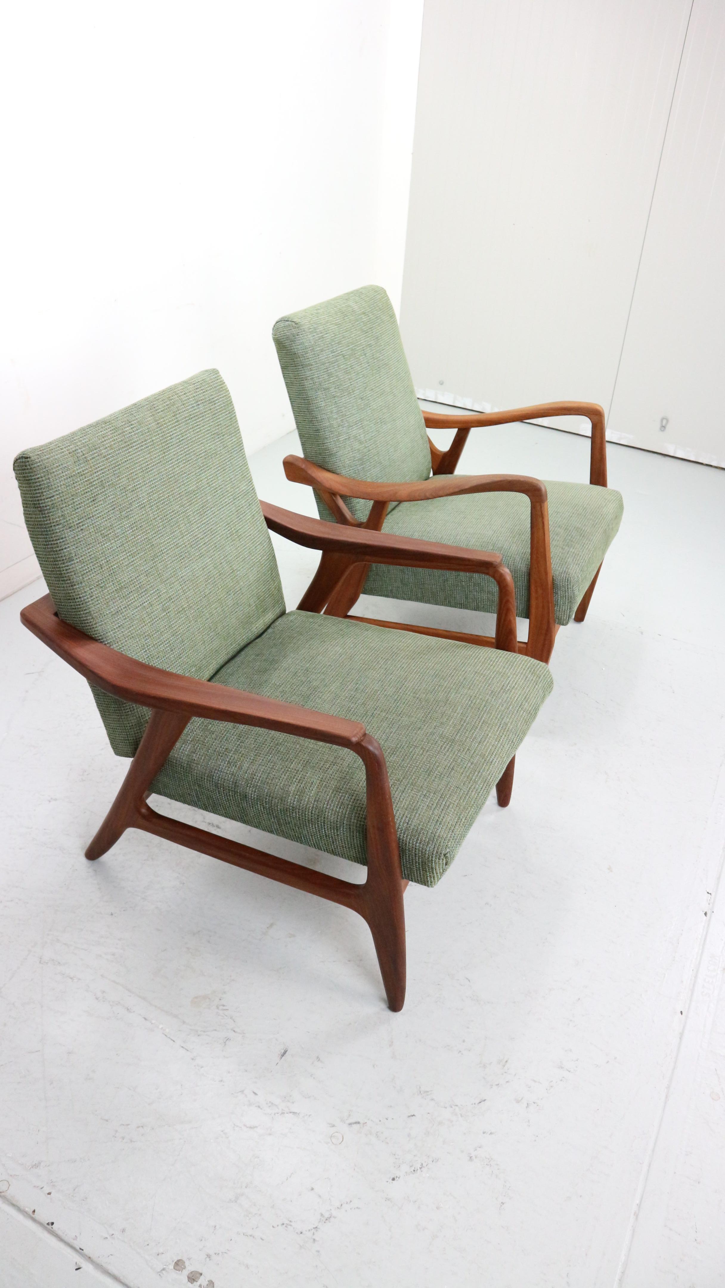 Set of two Danish vintage teak organic shaped Armchairs in green fabric, 1960's For Sale 12