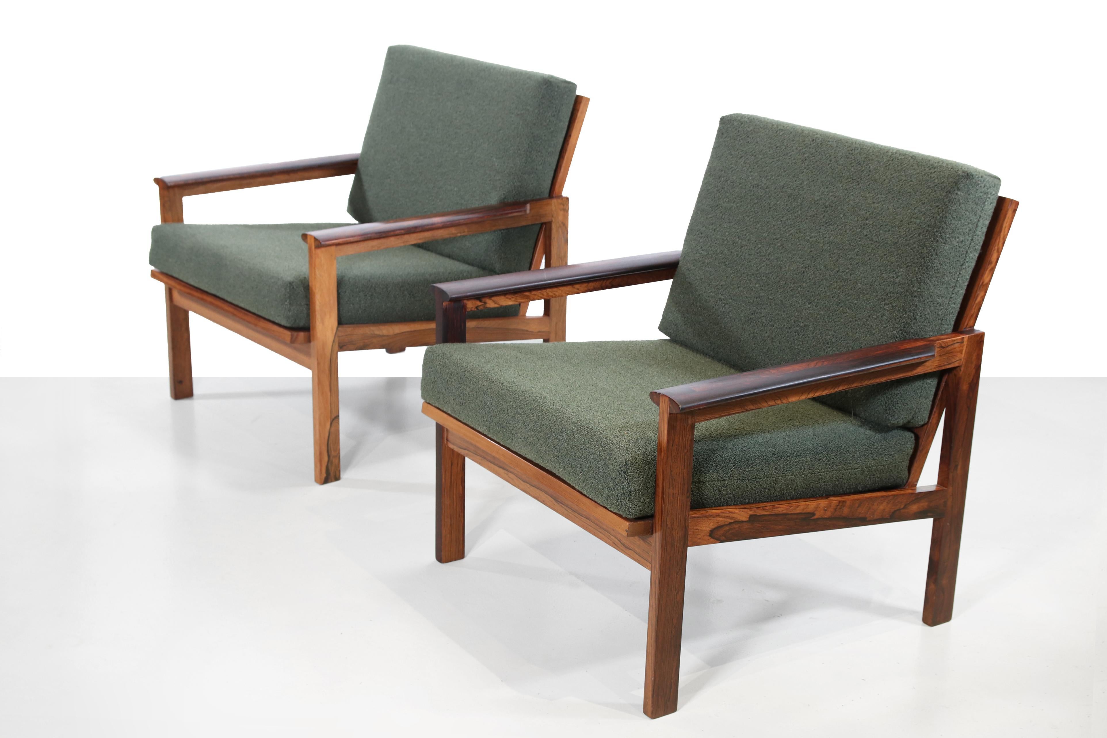 Set of Two Dark Teak Illum Wikkelso Capella Armchairs In Good Condition In Amsterdam, Noord Holland