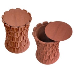 Set di due tavolini con palma da dattero in Agra Red Stone realizzati a mano in India