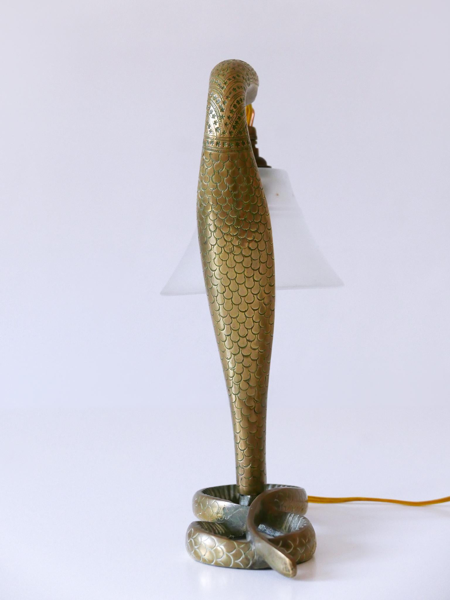 Set of Two Decorative Art Nouveau Bronze Cobra Table Lamps 1910s For Sale 11