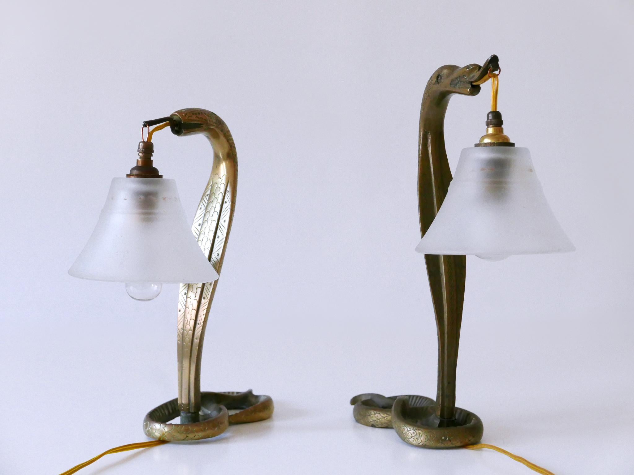 Set of Two Decorative Art Nouveau Bronze Cobra Table Lamps 1910s For Sale 1