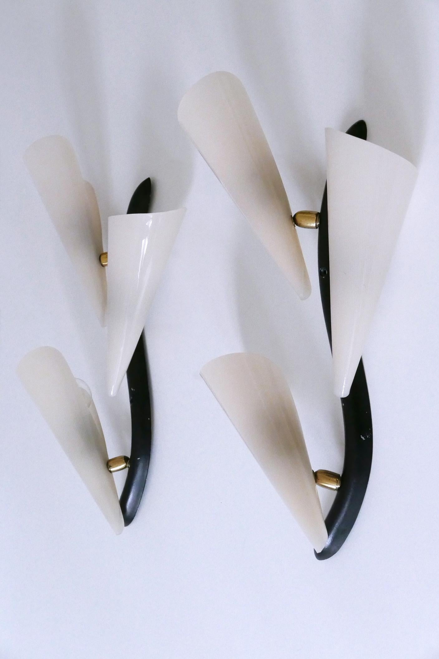 Set of Two Decorative Mid-Century Modern Sconces or Wall Lamps Germany 1950s For Sale 2