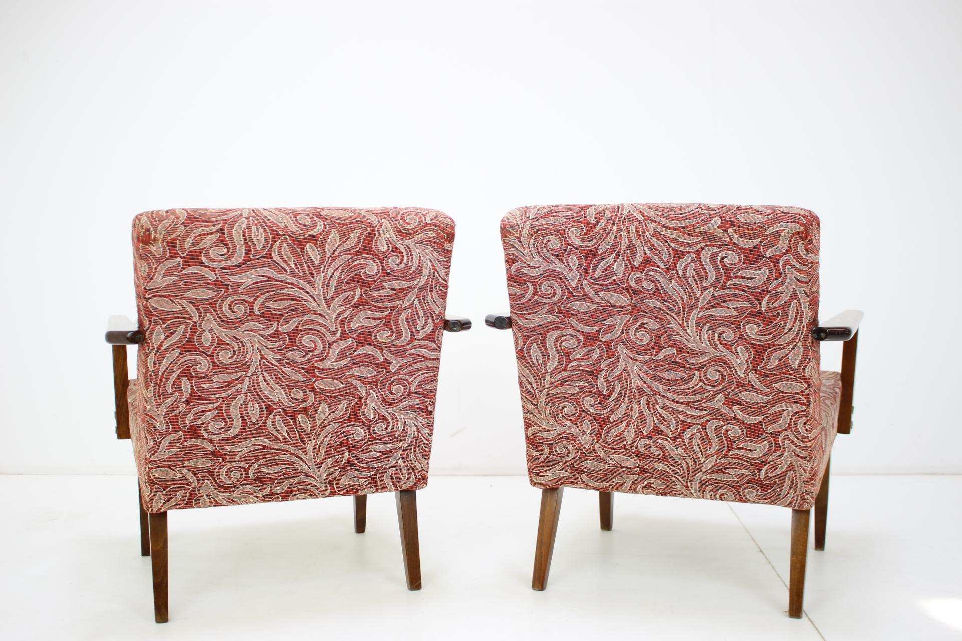 Set of Two Design Armchairs, 1960's 2