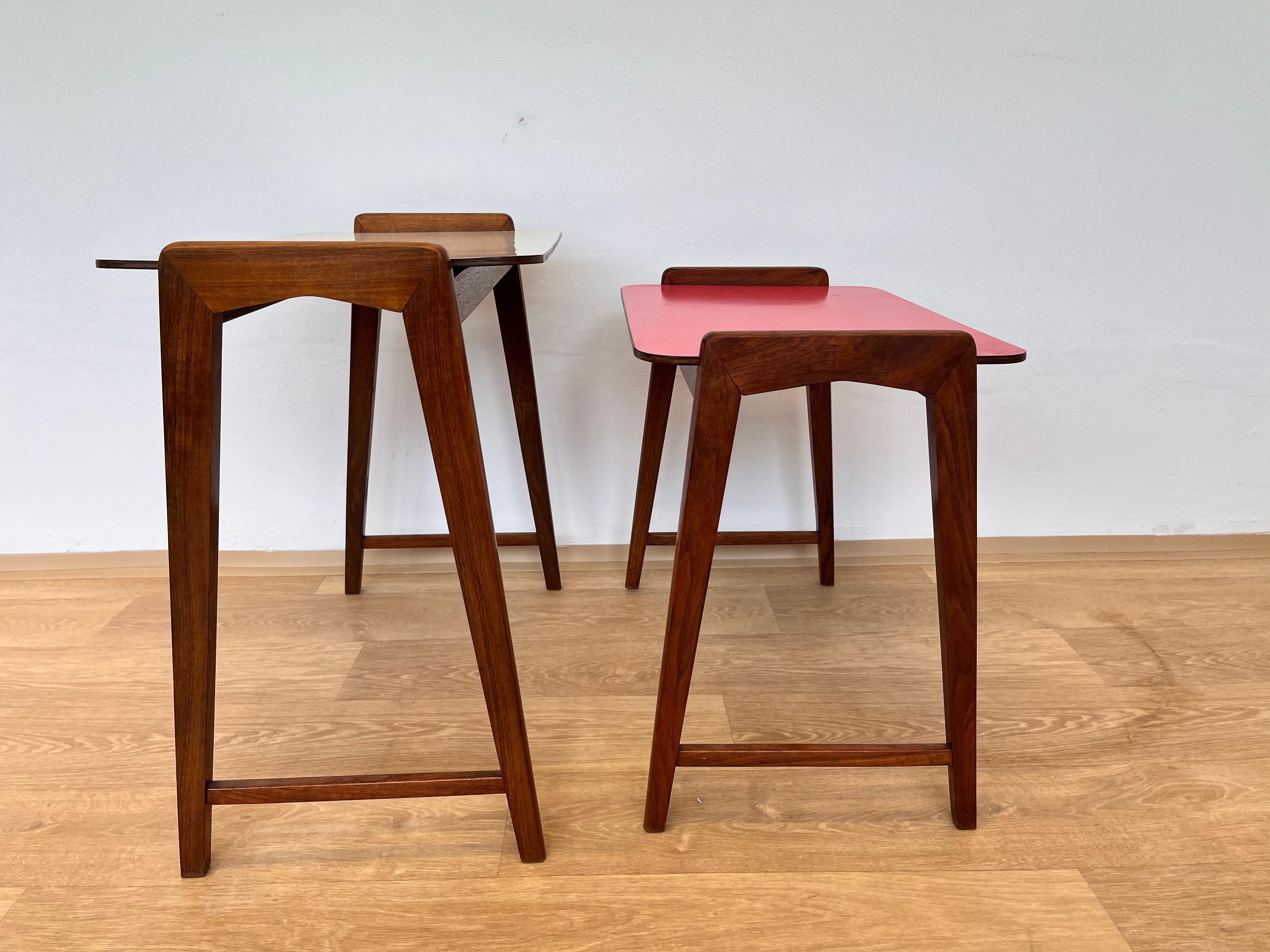 Set of two DESIGN formica nesting tables - Czechoslovakia, around 1960s For Sale 3