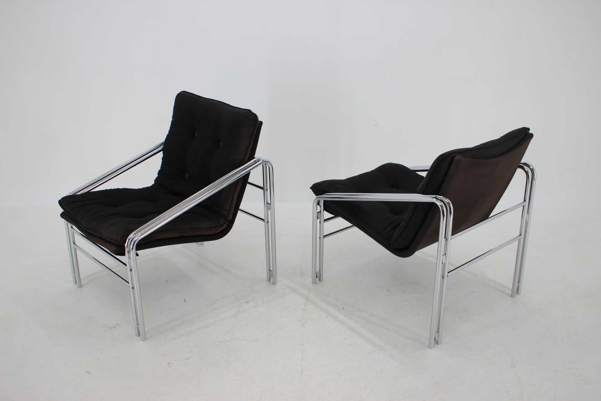 - Made in Germany,
- 1970
- Made of chrome, fabric
- Very comfortable
- Good, original condition.