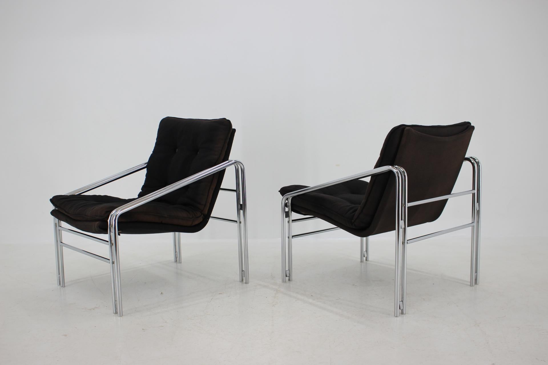 Mid-Century Modern Set of Two Design Lounge Chairs, Germany For Sale