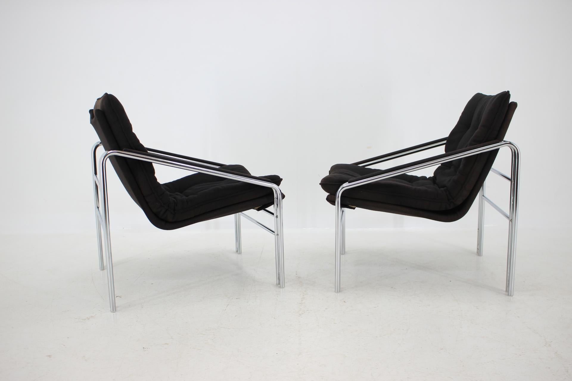 Late 20th Century Set of Two Design Lounge Chairs, Germany