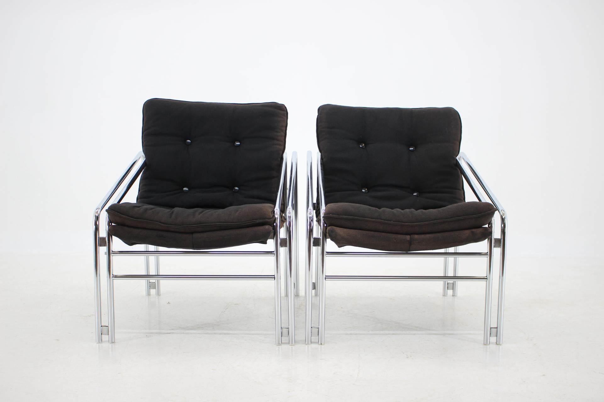 Late 20th Century Set of Two Design Lounge Chairs, Germany For Sale