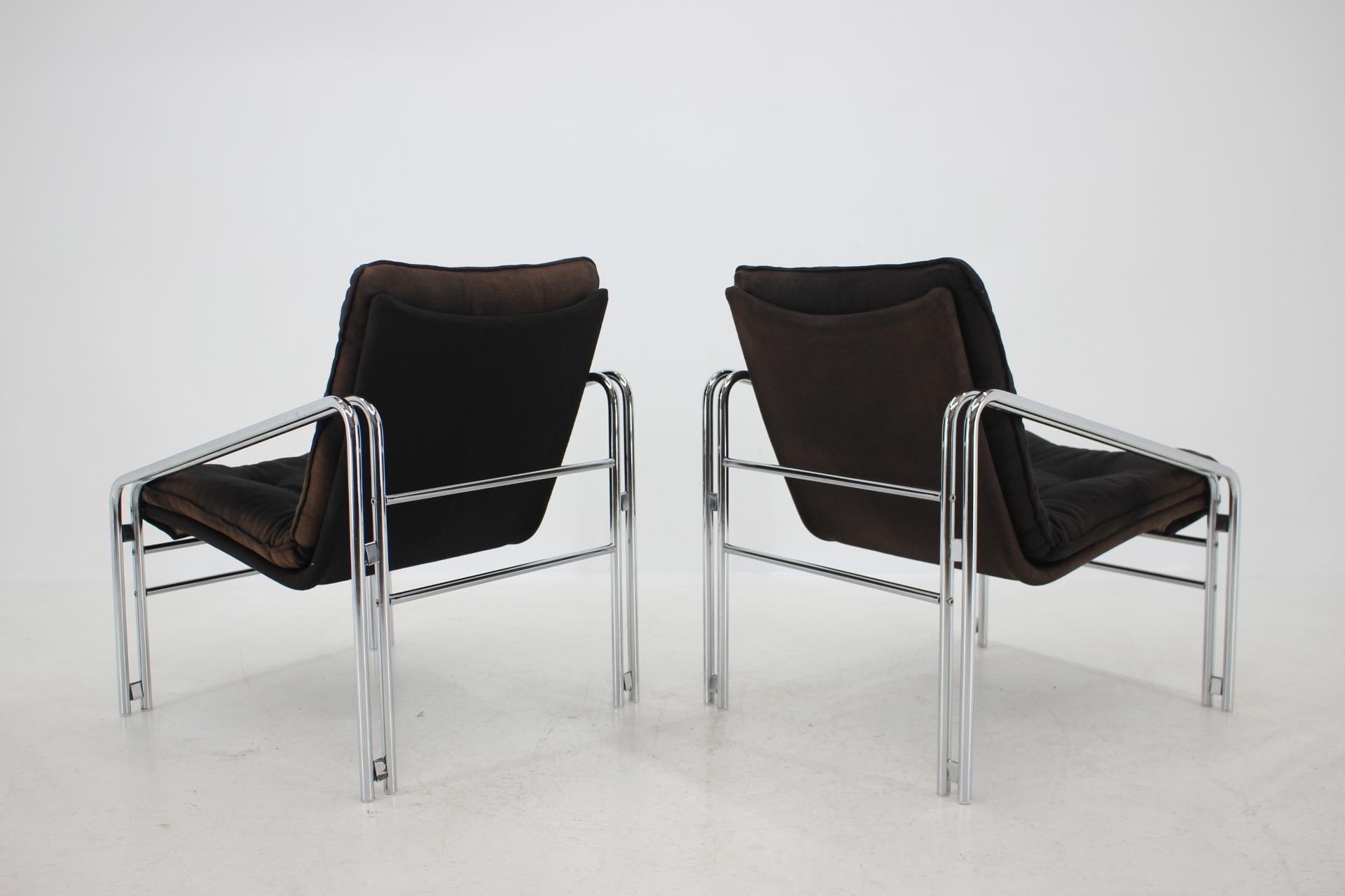Set of Two Design Lounge Chairs, Germany For Sale 1