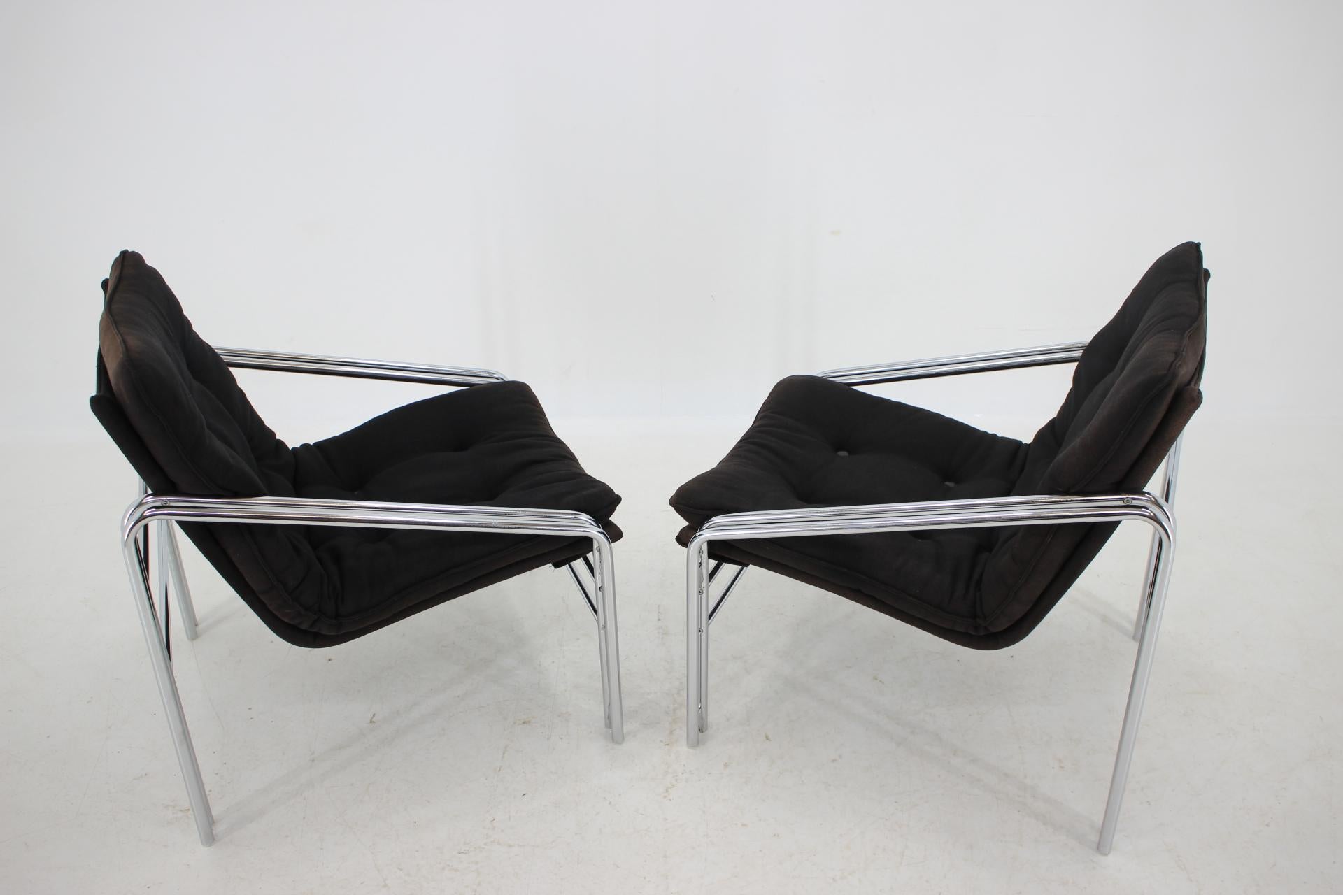 Set of Two Design Lounge Chairs, Germany For Sale 3