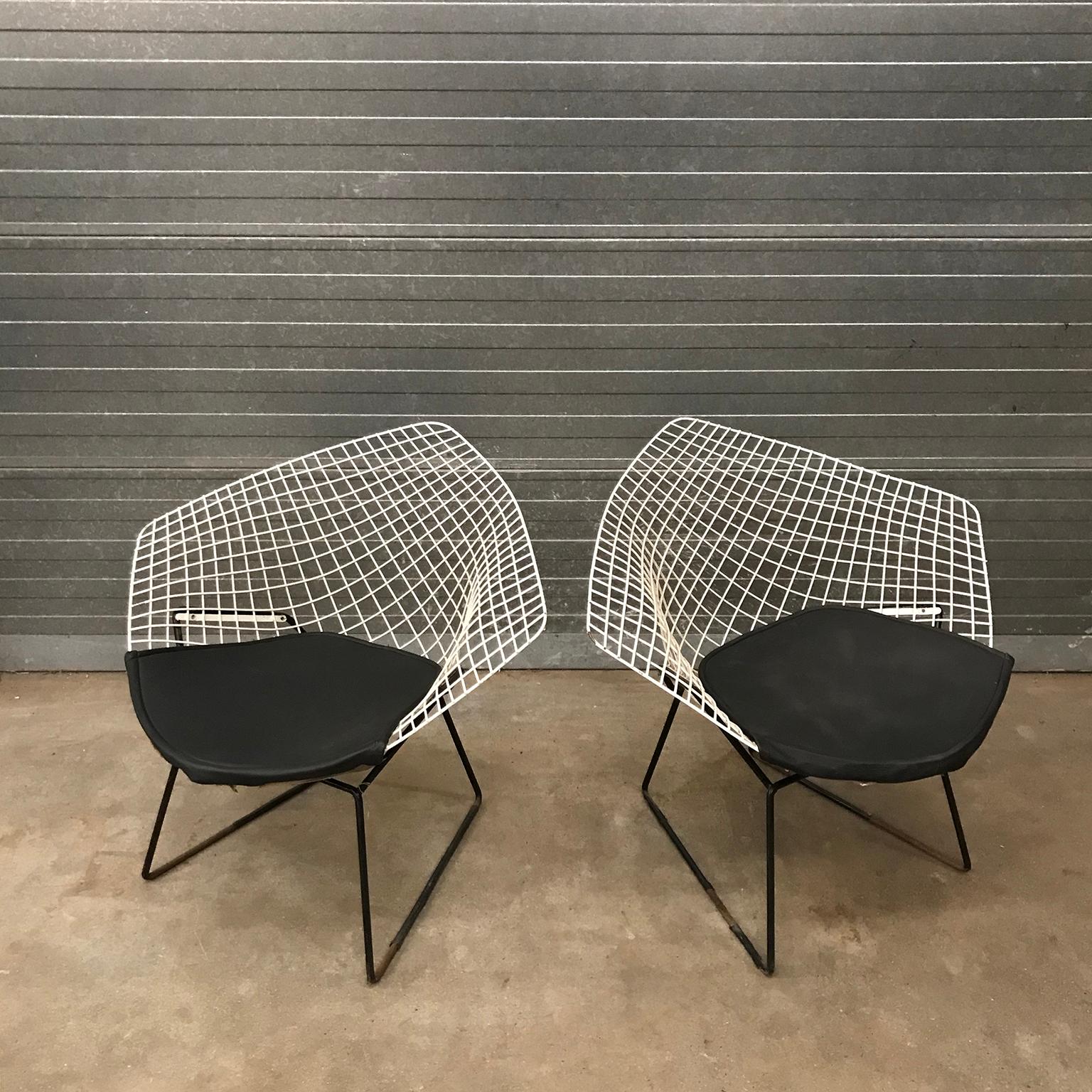 Mid-Century moderno Set di due sedie Diamond 421, Harry Bertoia, Knoll International in vendita