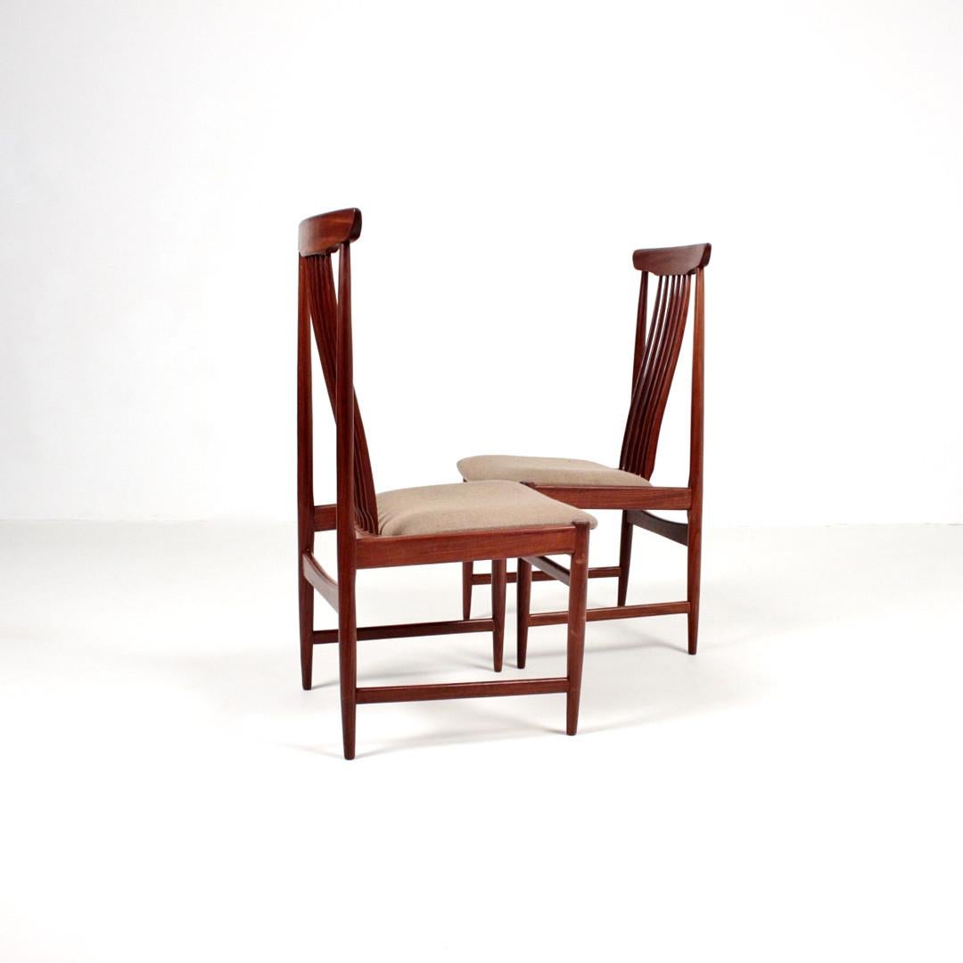 Set of Two Dining Room Chairs in the Style of Arne Vodder In Fair Condition For Sale In Vienna, AT