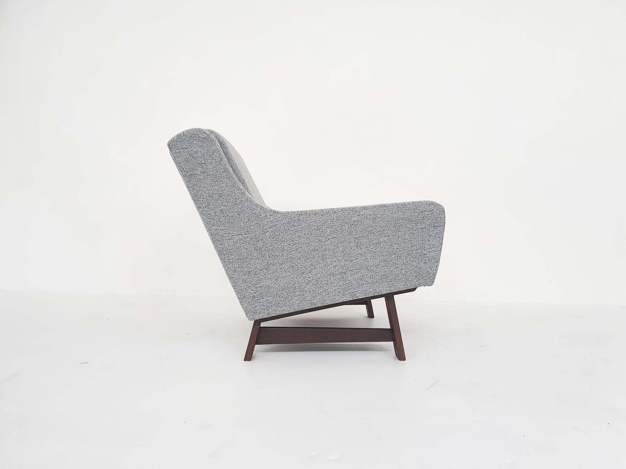 Ensemble de deux chaises longues de design néerlandais ou scandinave avec pieds en forme de wengé, années 1950 en vente 9