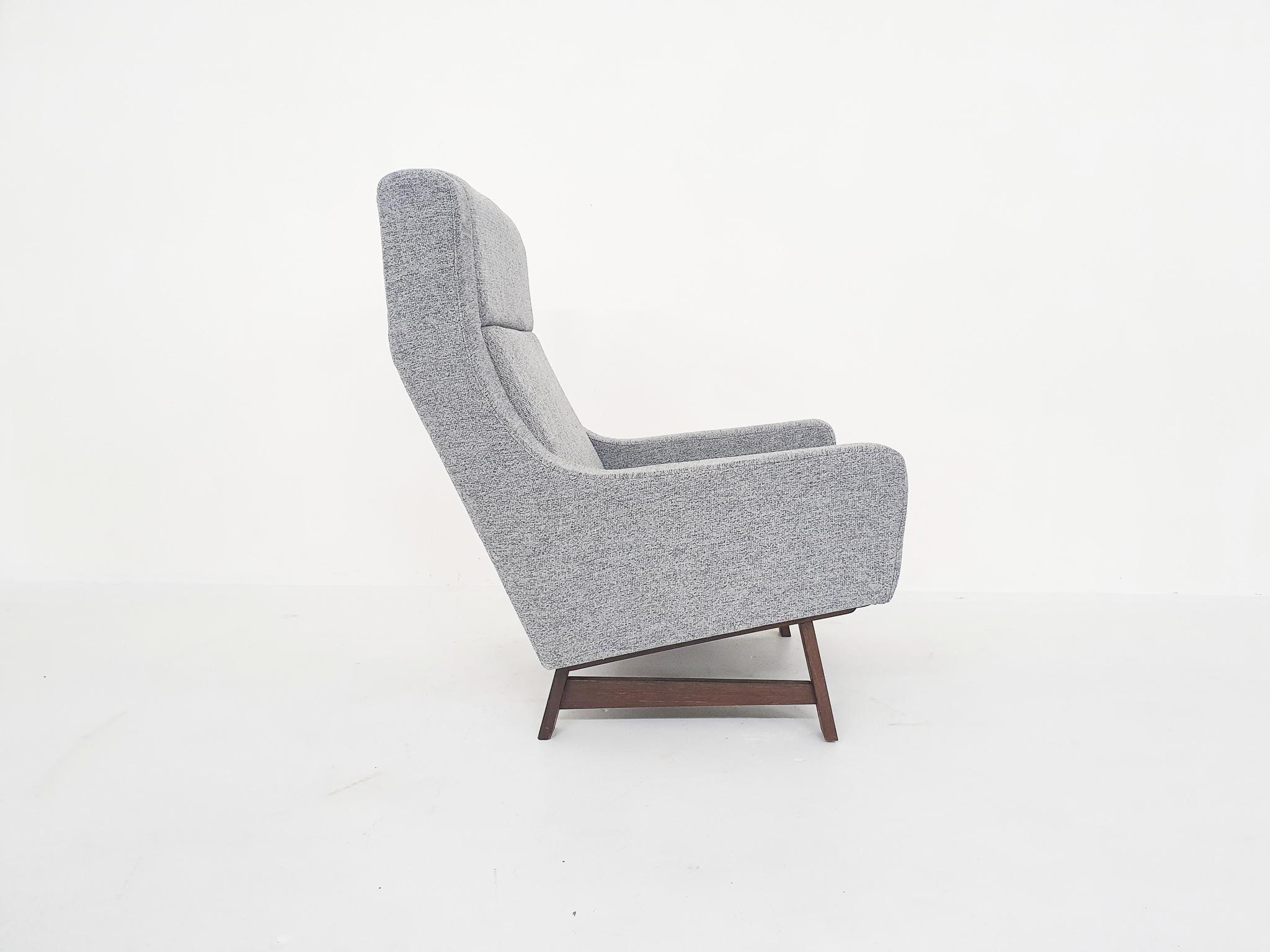 Ensemble de deux chaises longues de design néerlandais ou scandinave avec pieds en forme de wengé, années 1950 en vente 2