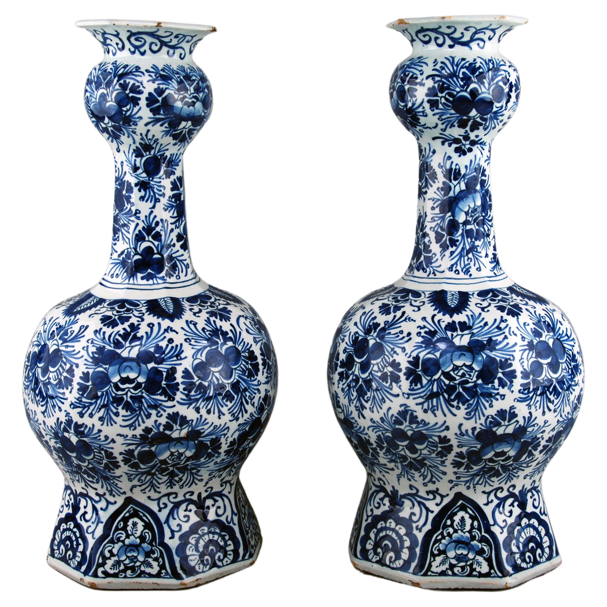 A Pair of Delft Vases For Sale at 1stDibs
